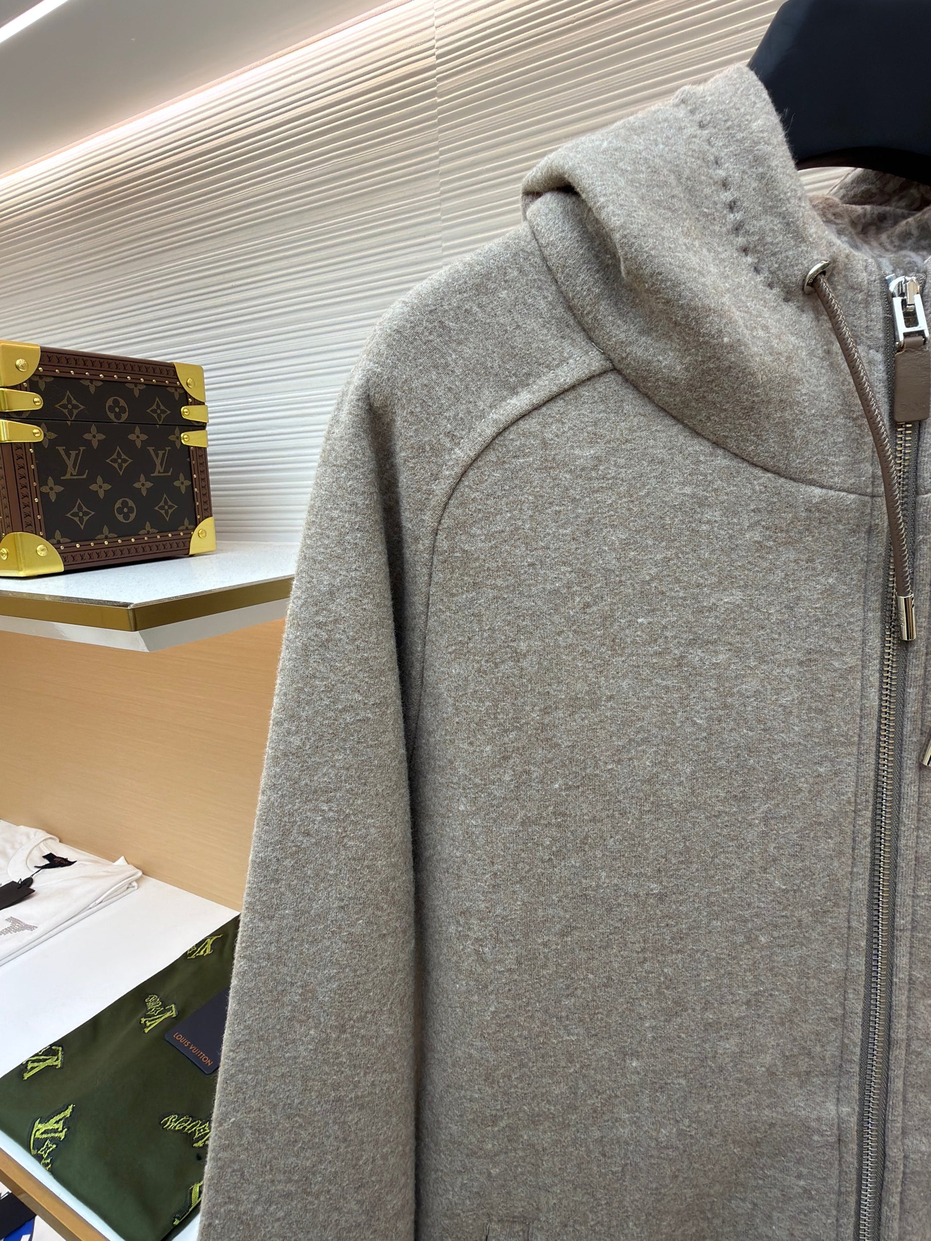 CD ZIP HOODIE