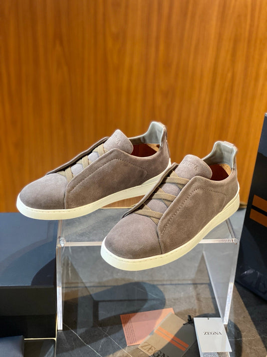 ZEGN TRIPLE STITCH SNEAKER