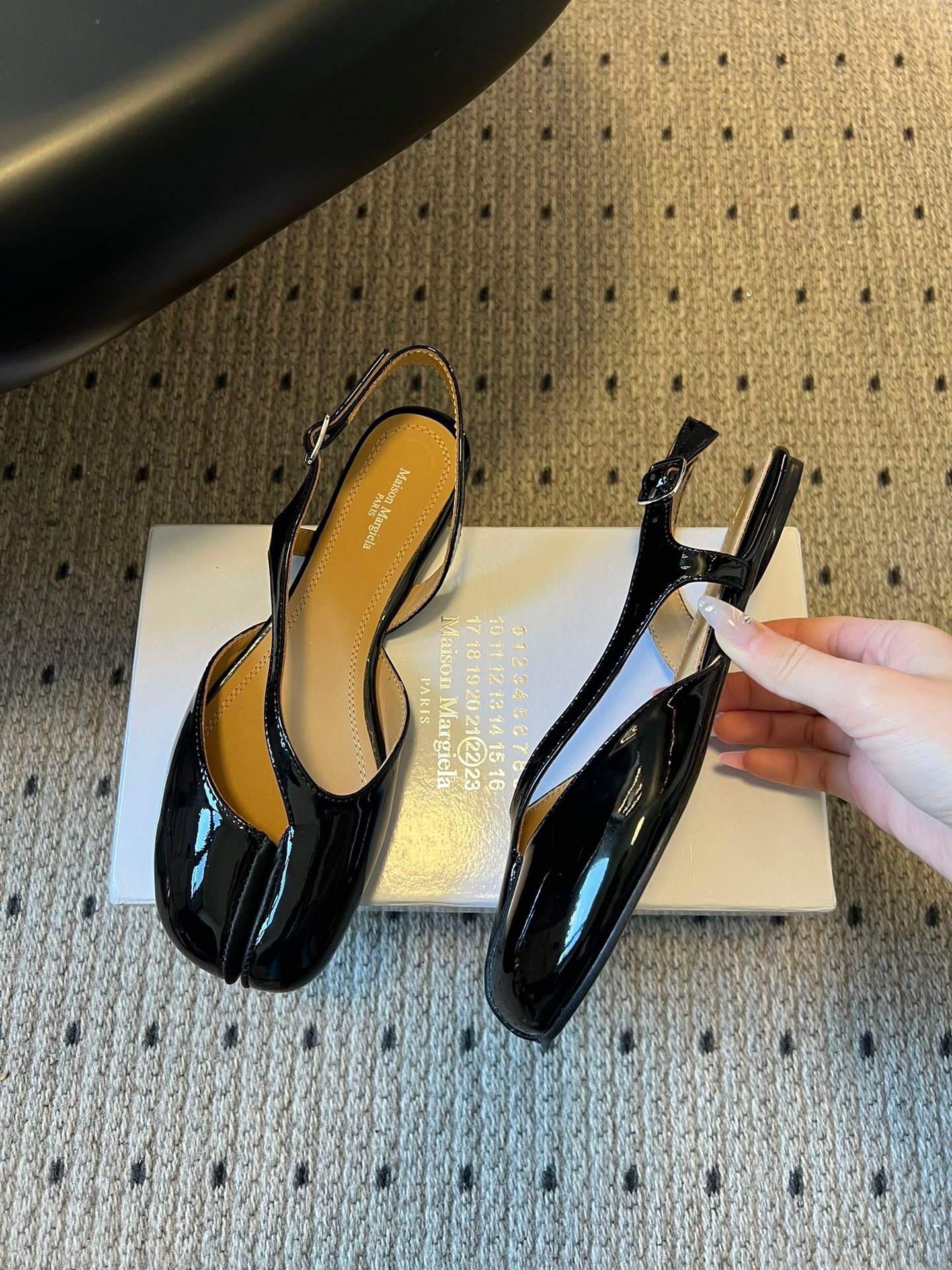 MAISON M TABI SLINGBACK
