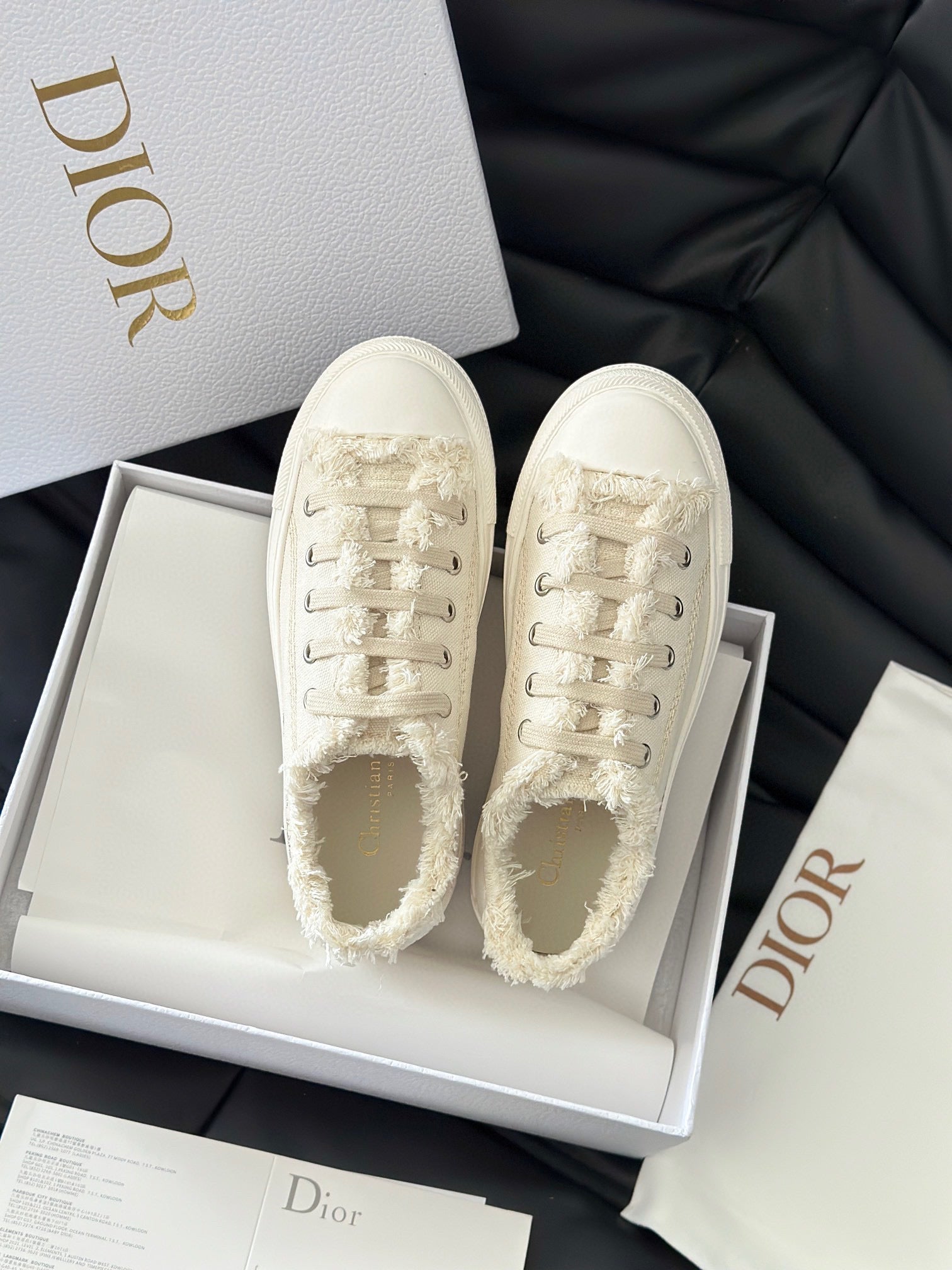 CD WALKIN SNEAKER