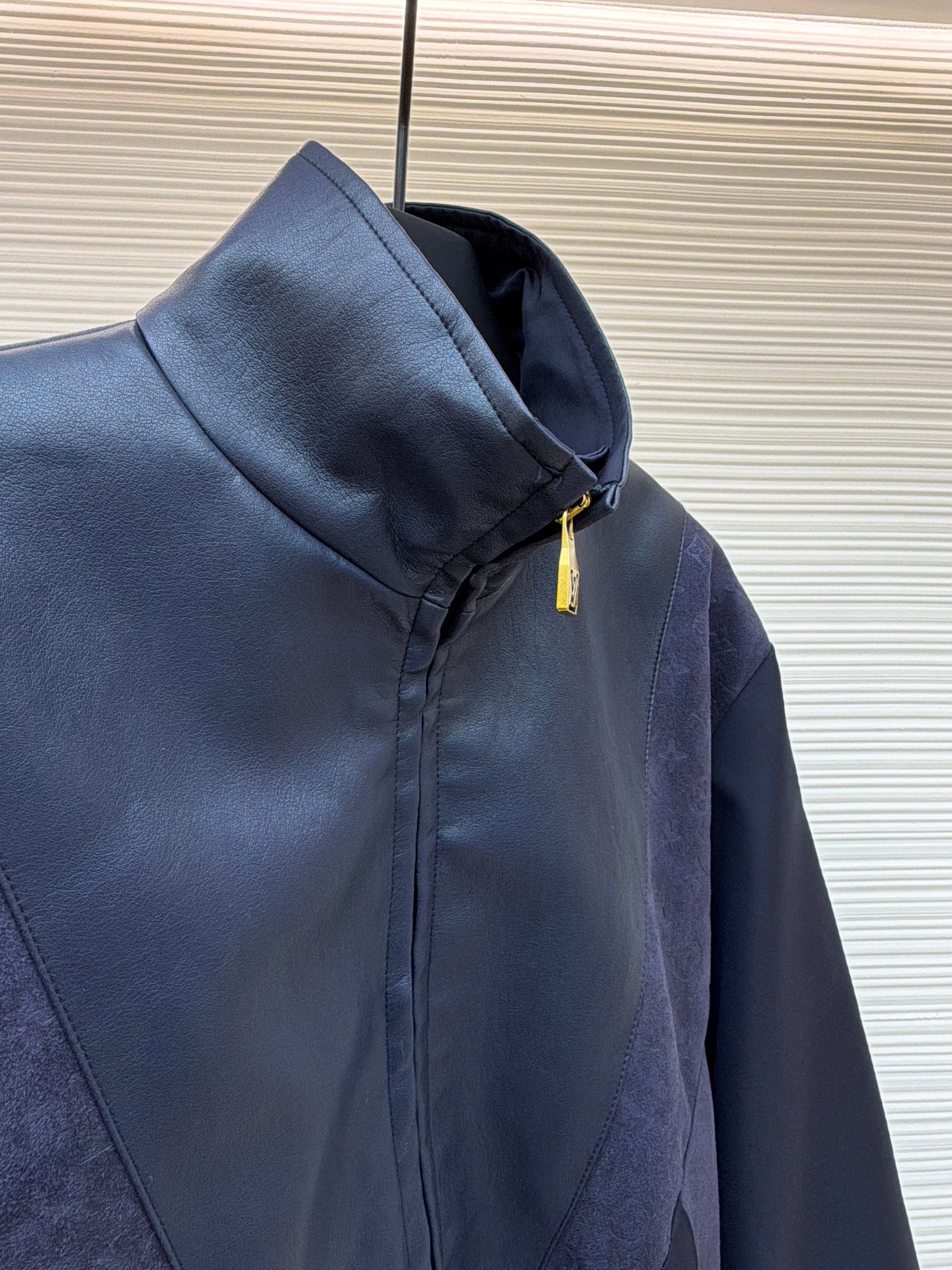 LOU JACKET