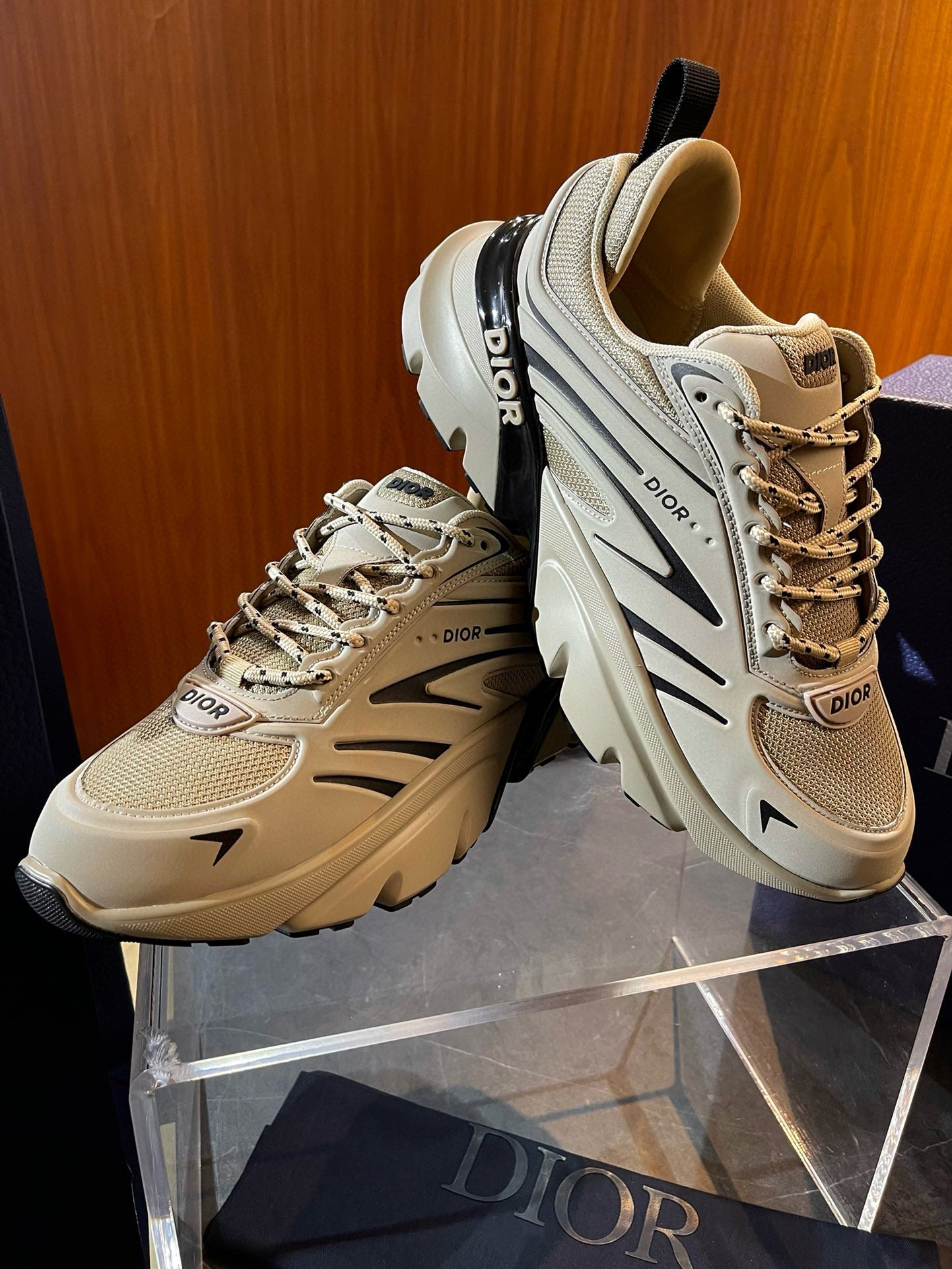 CD B44 SNEAKER
