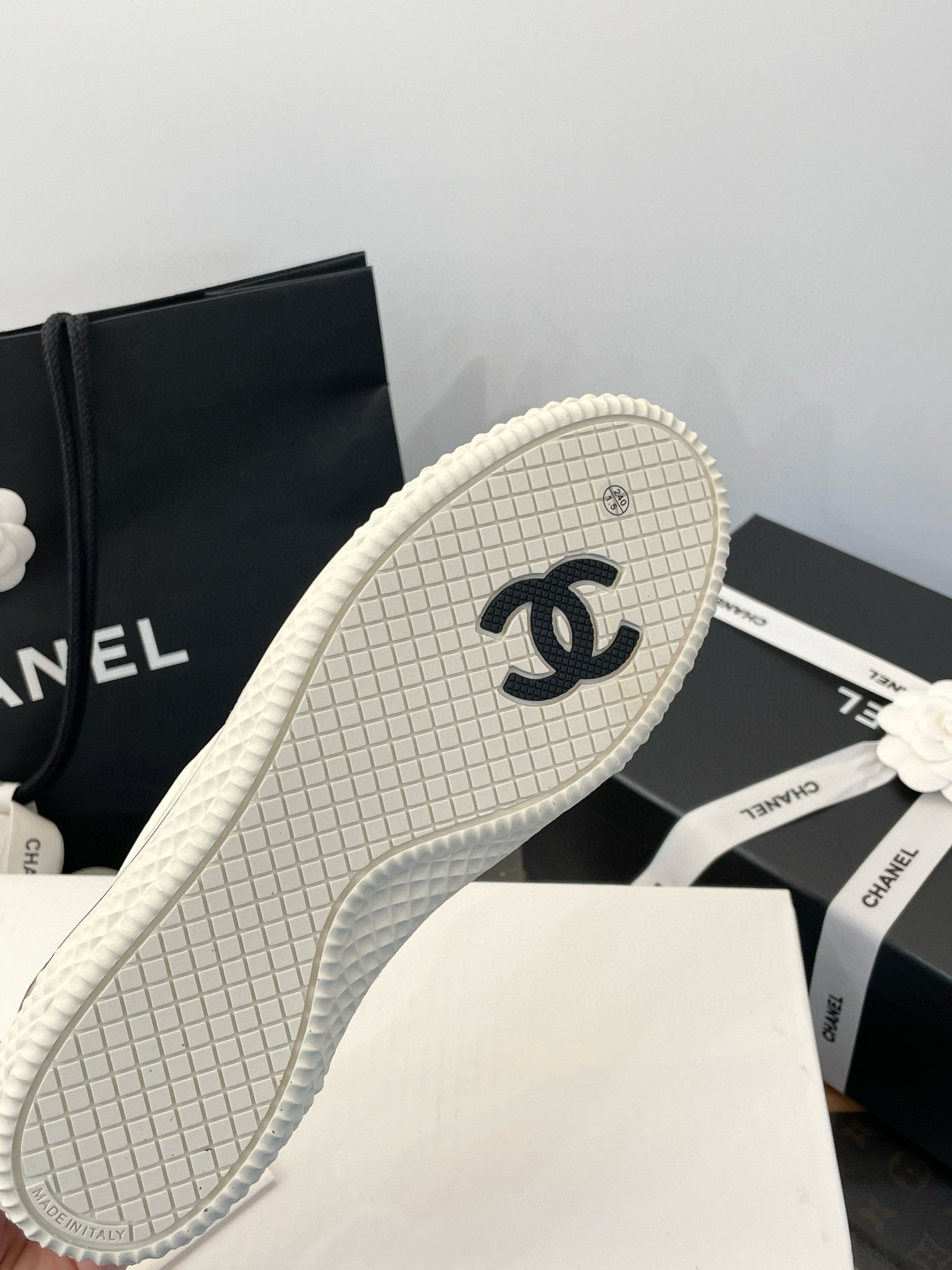 CC SNEAKER