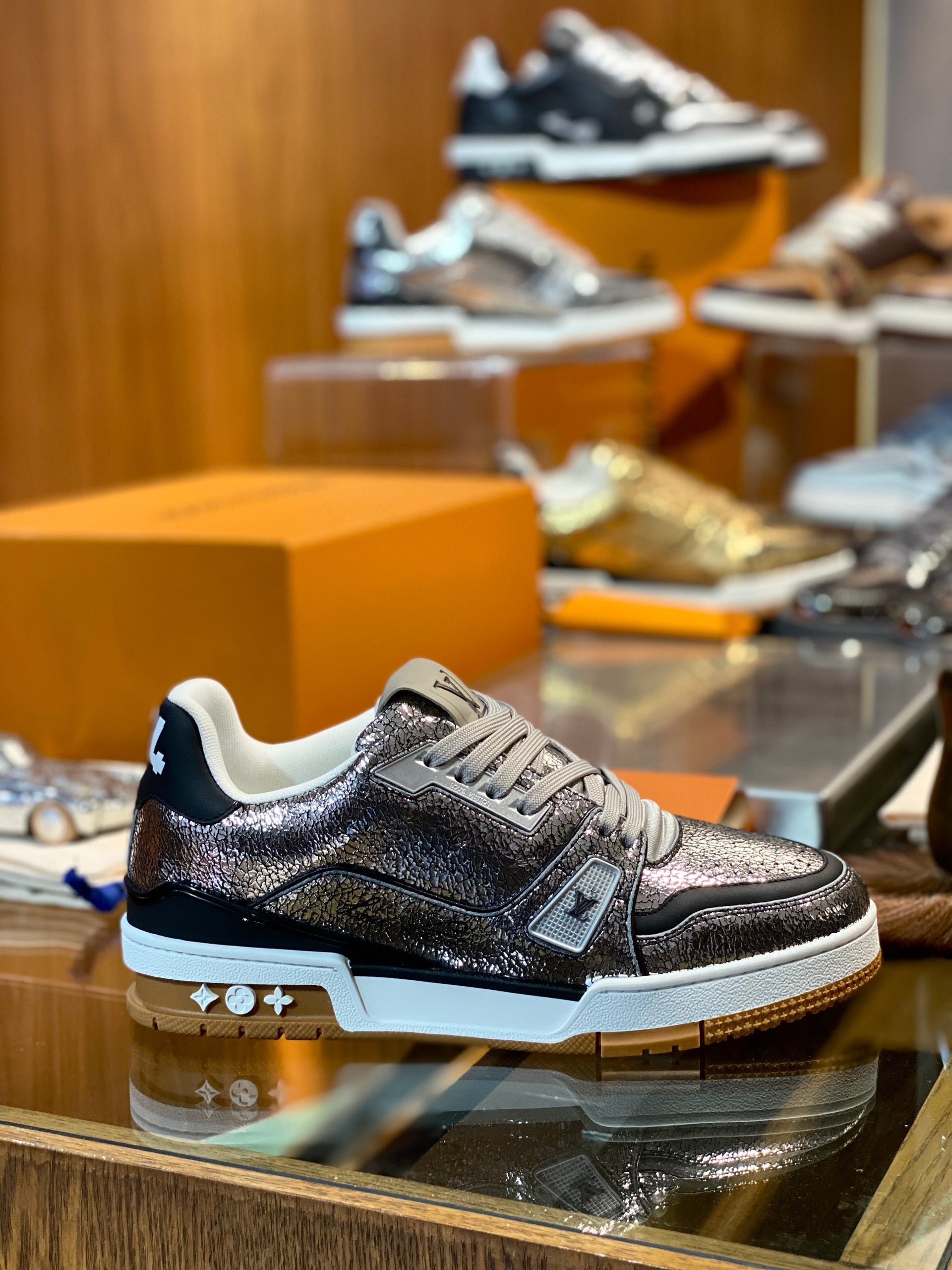 LOU TRAINERS