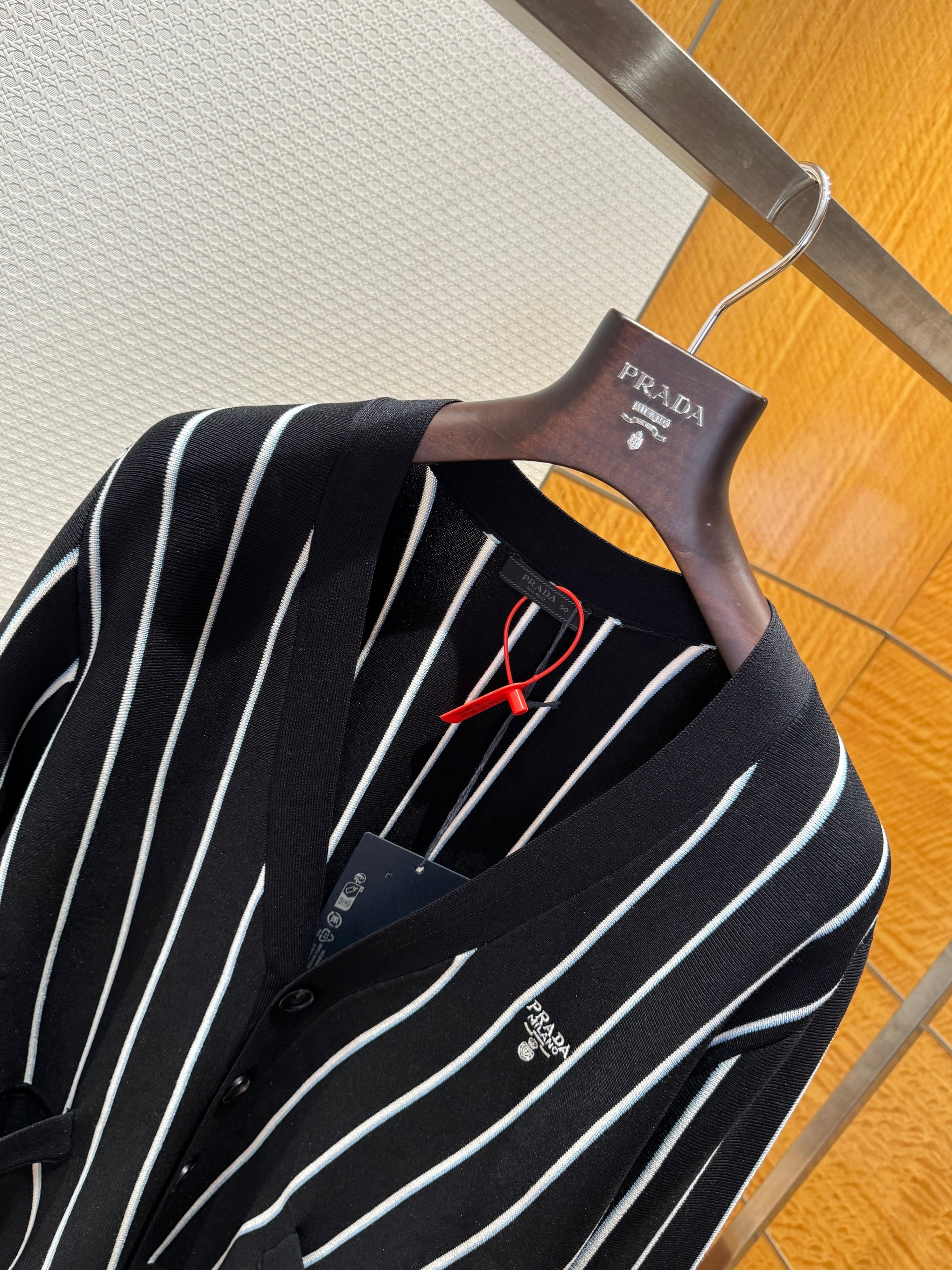 PD CARDIGAN