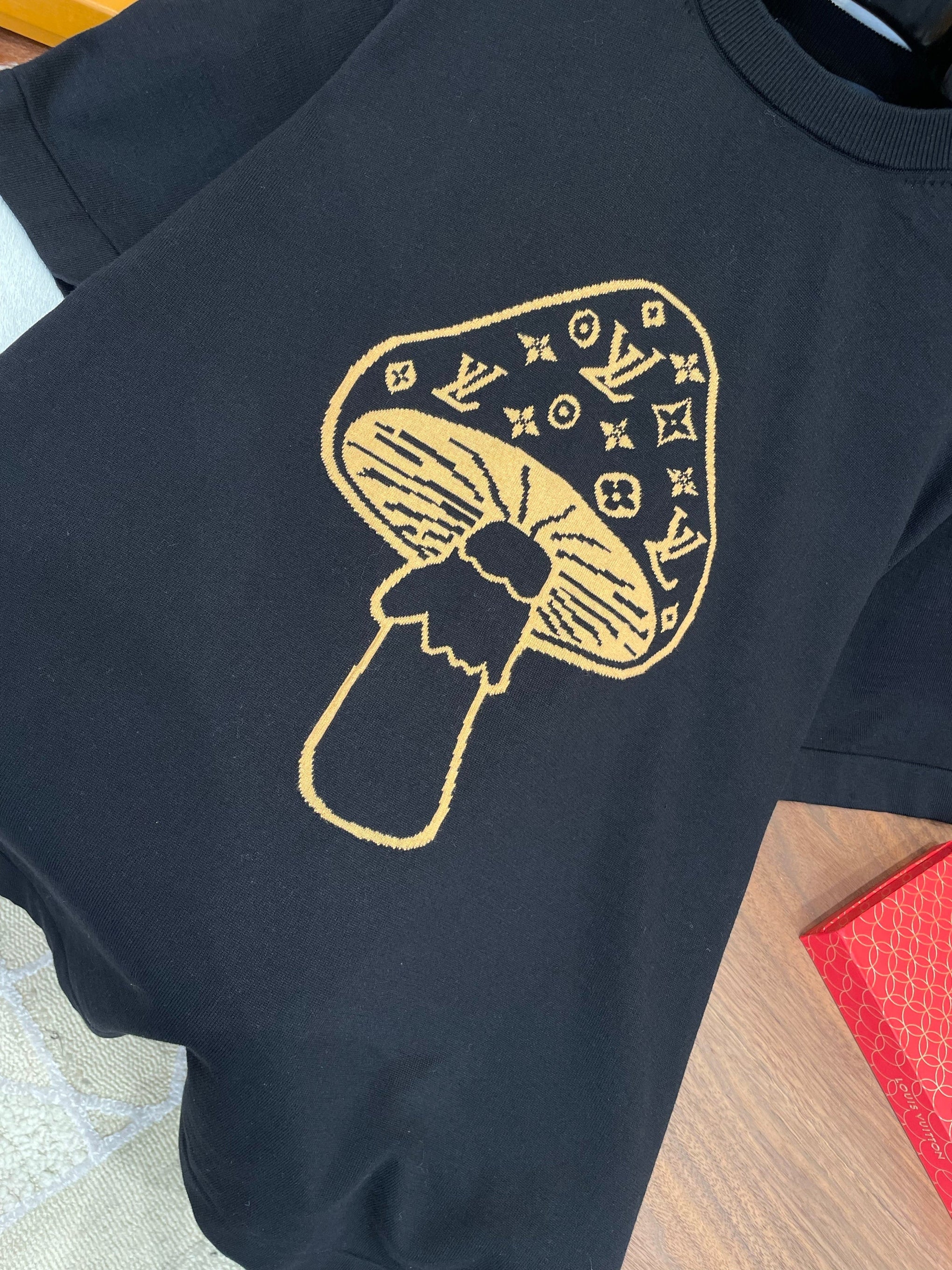 LOU T-SHIRT