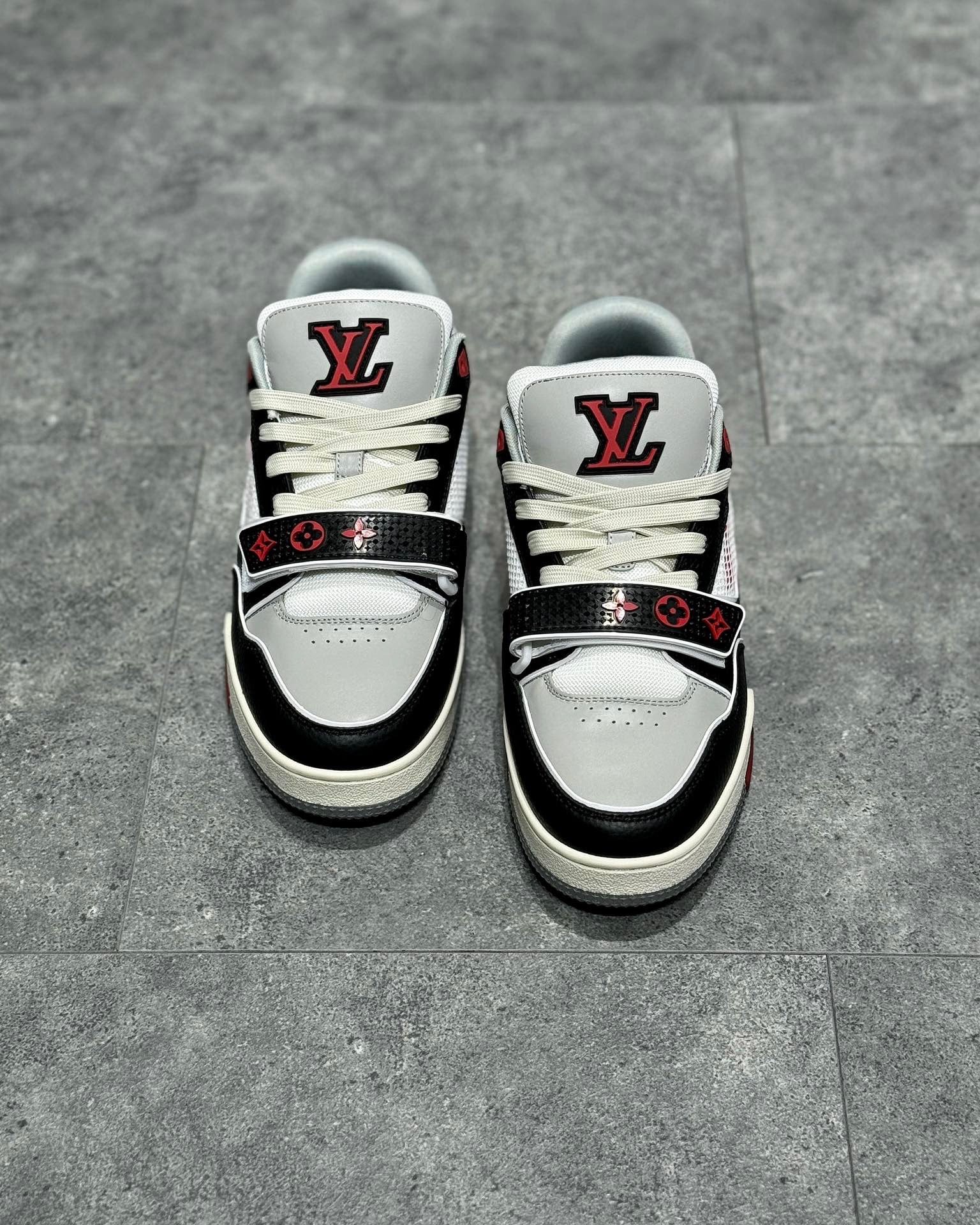 LOU TRAINERS