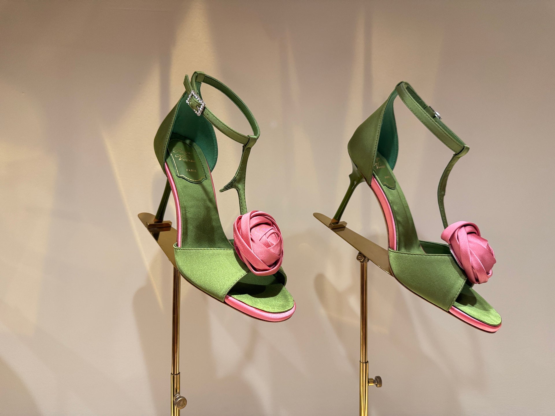 ROGER V HEELS