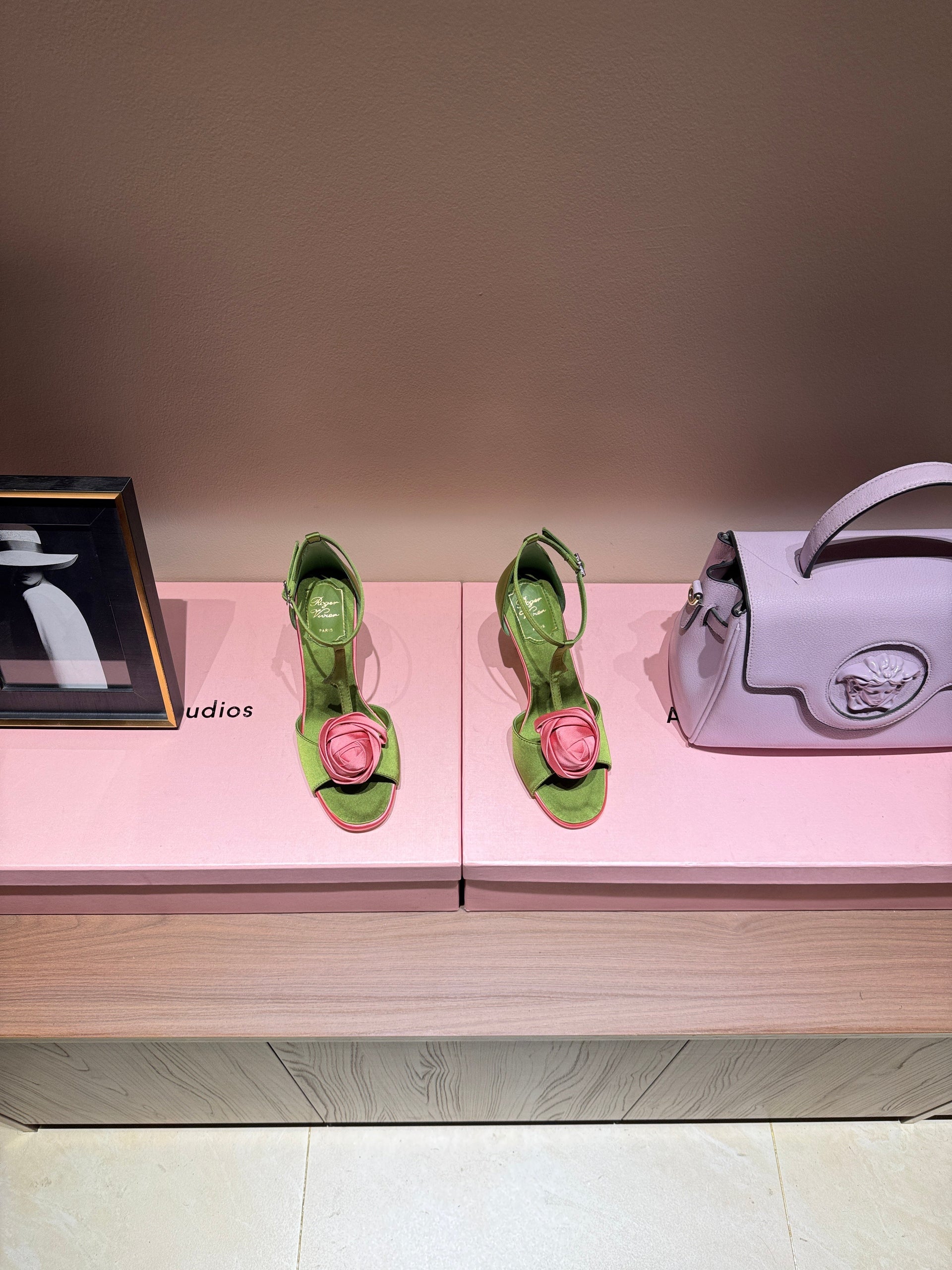 ROGER V HEELS