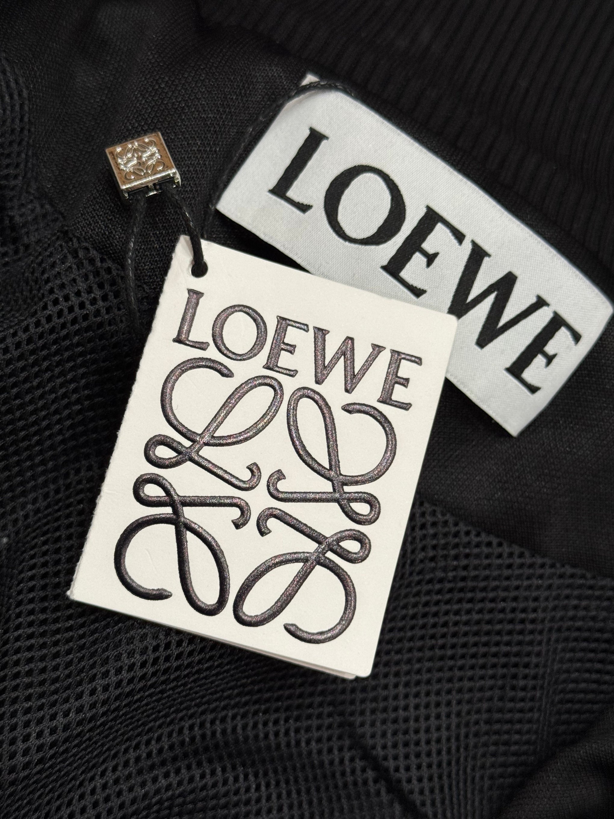 LOEW BOMBER