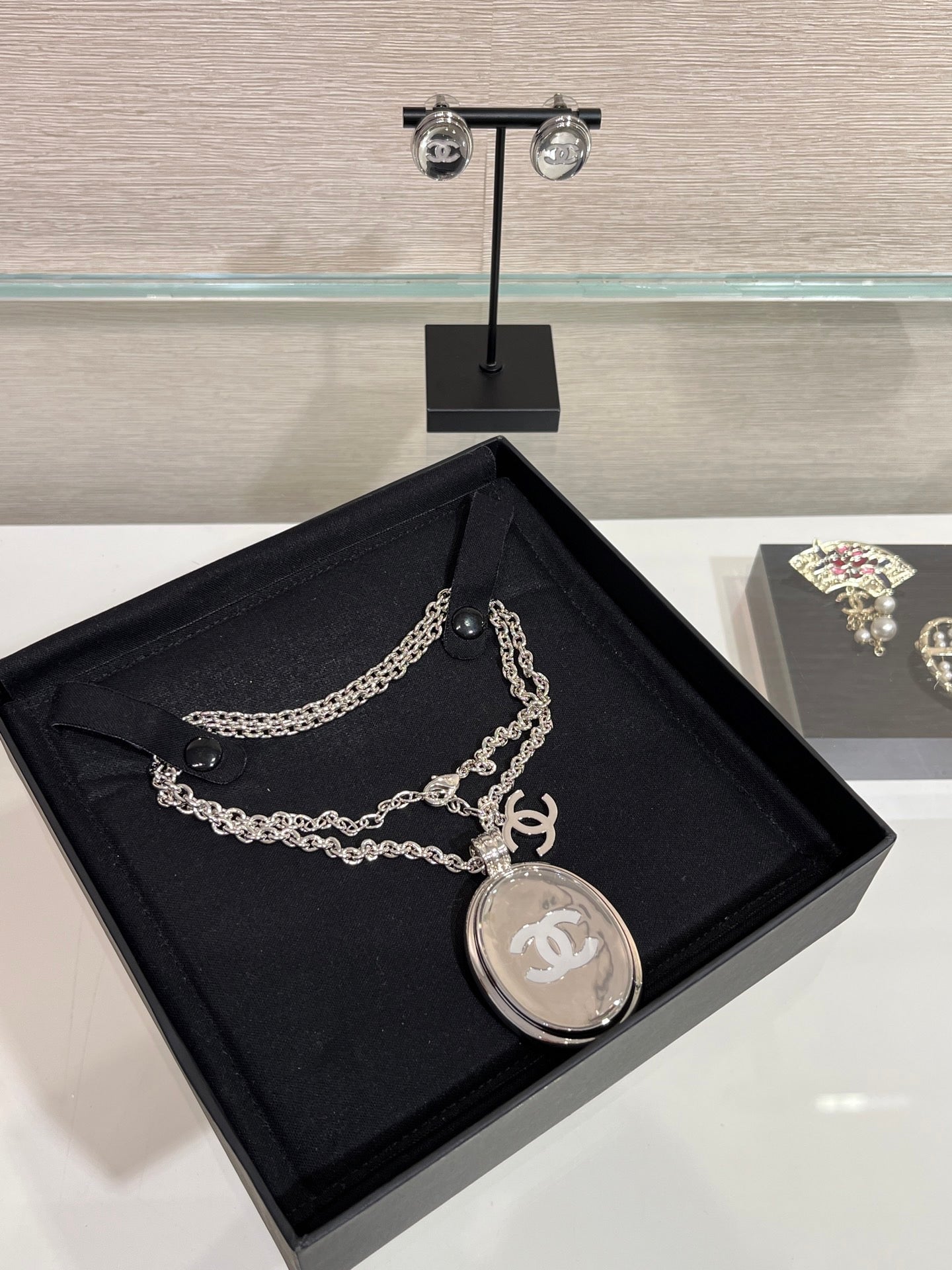 CC NECKLACE