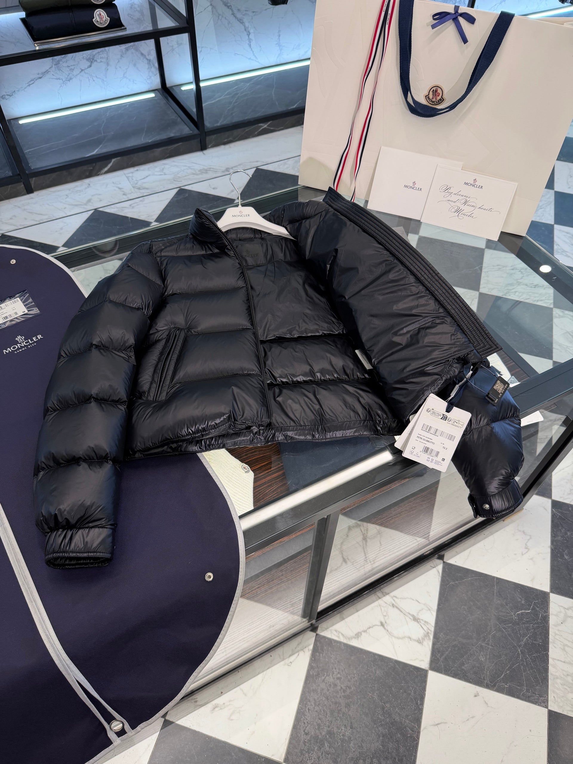 MONC PETRA JACKET