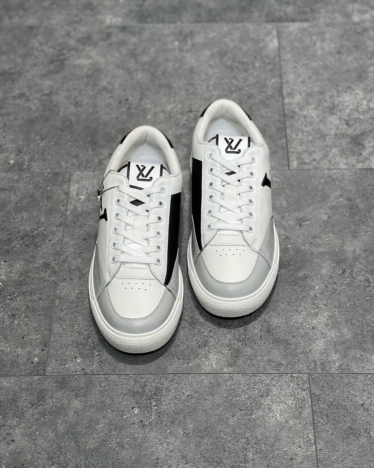 LOU TRAINERS