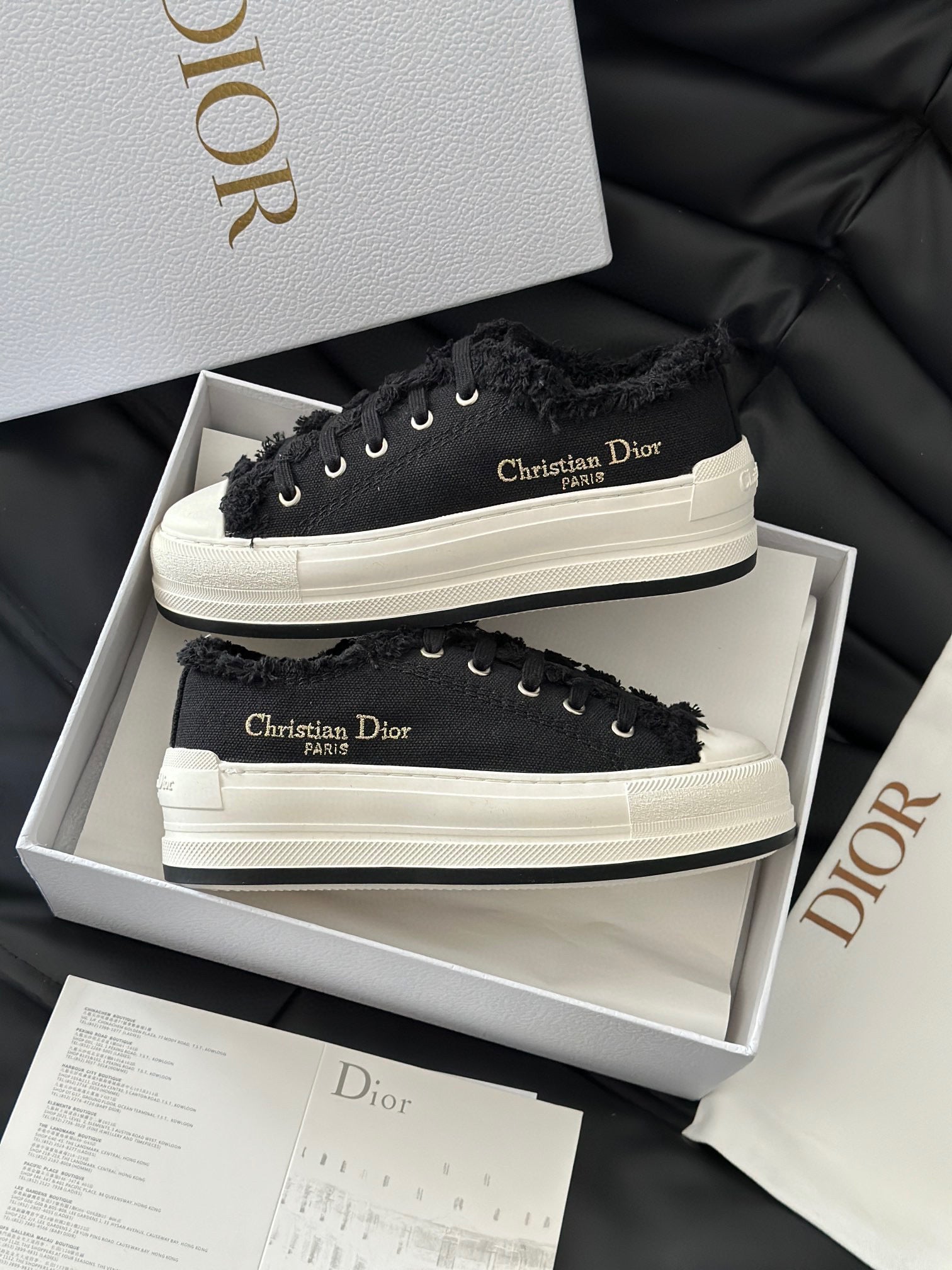 CD WALKIN SNEAKER