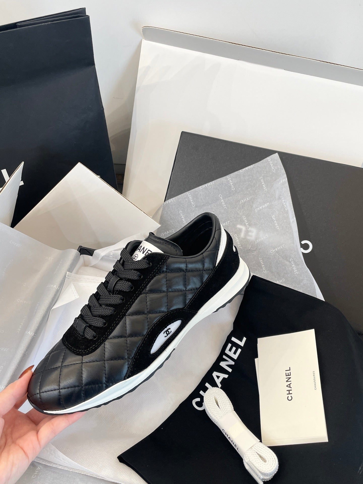 CC SNEAKER