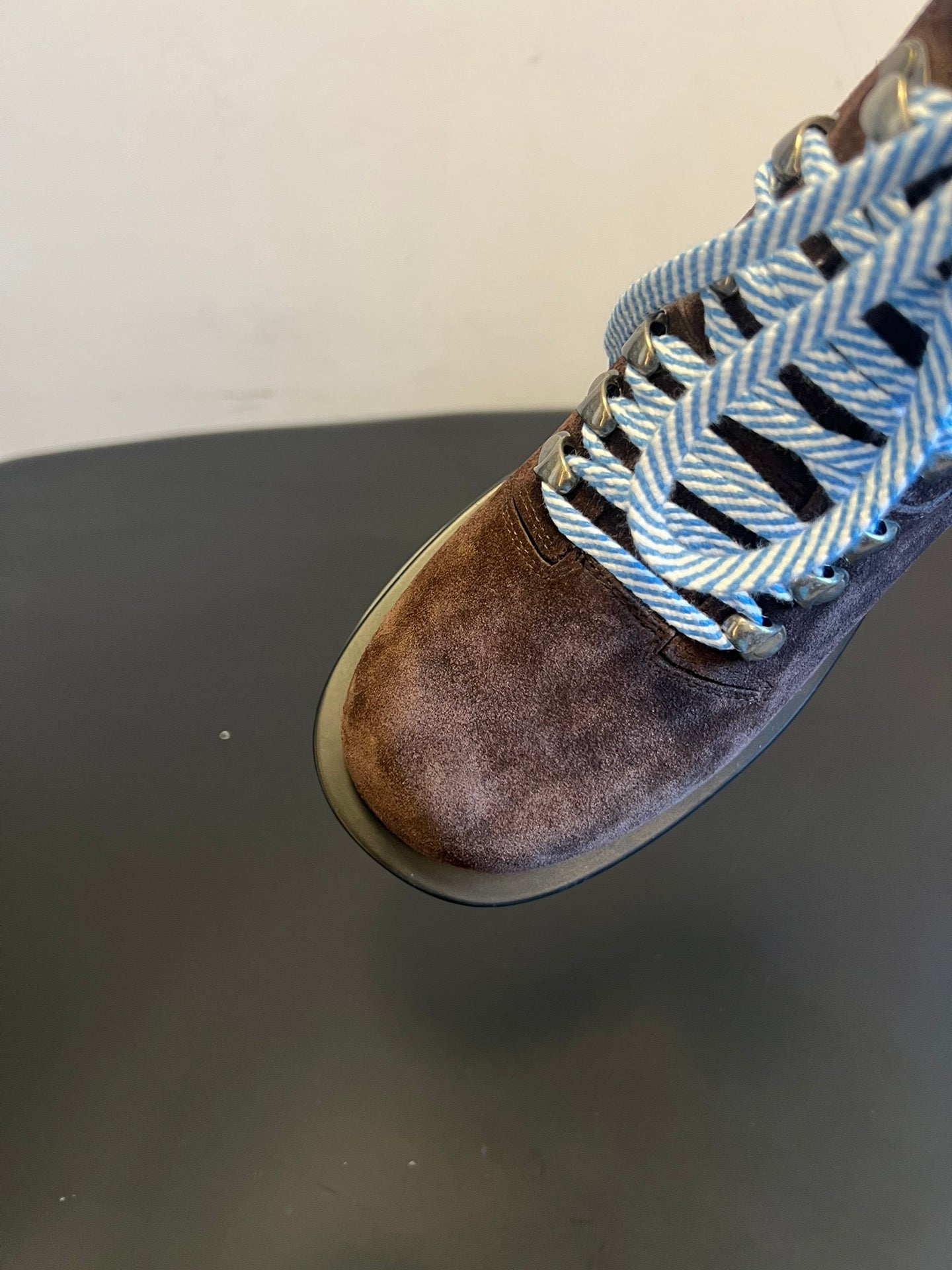 BOTT V BOOTS