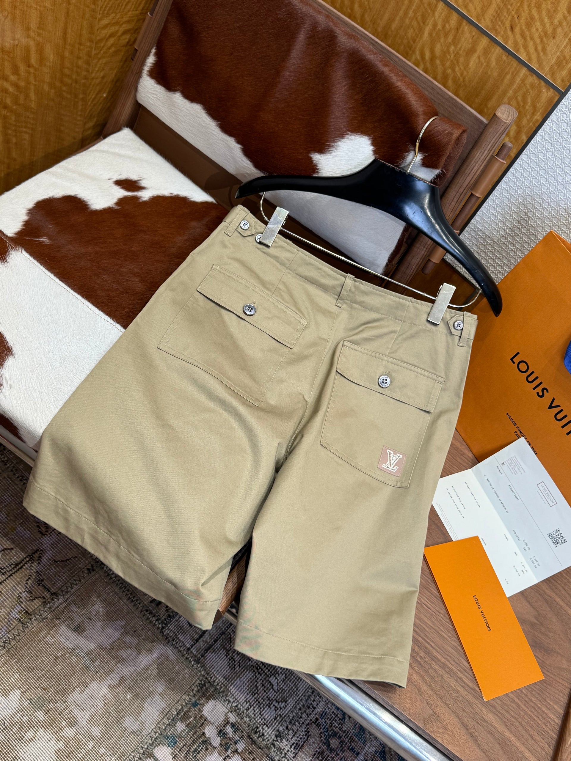 LOU SHORTS