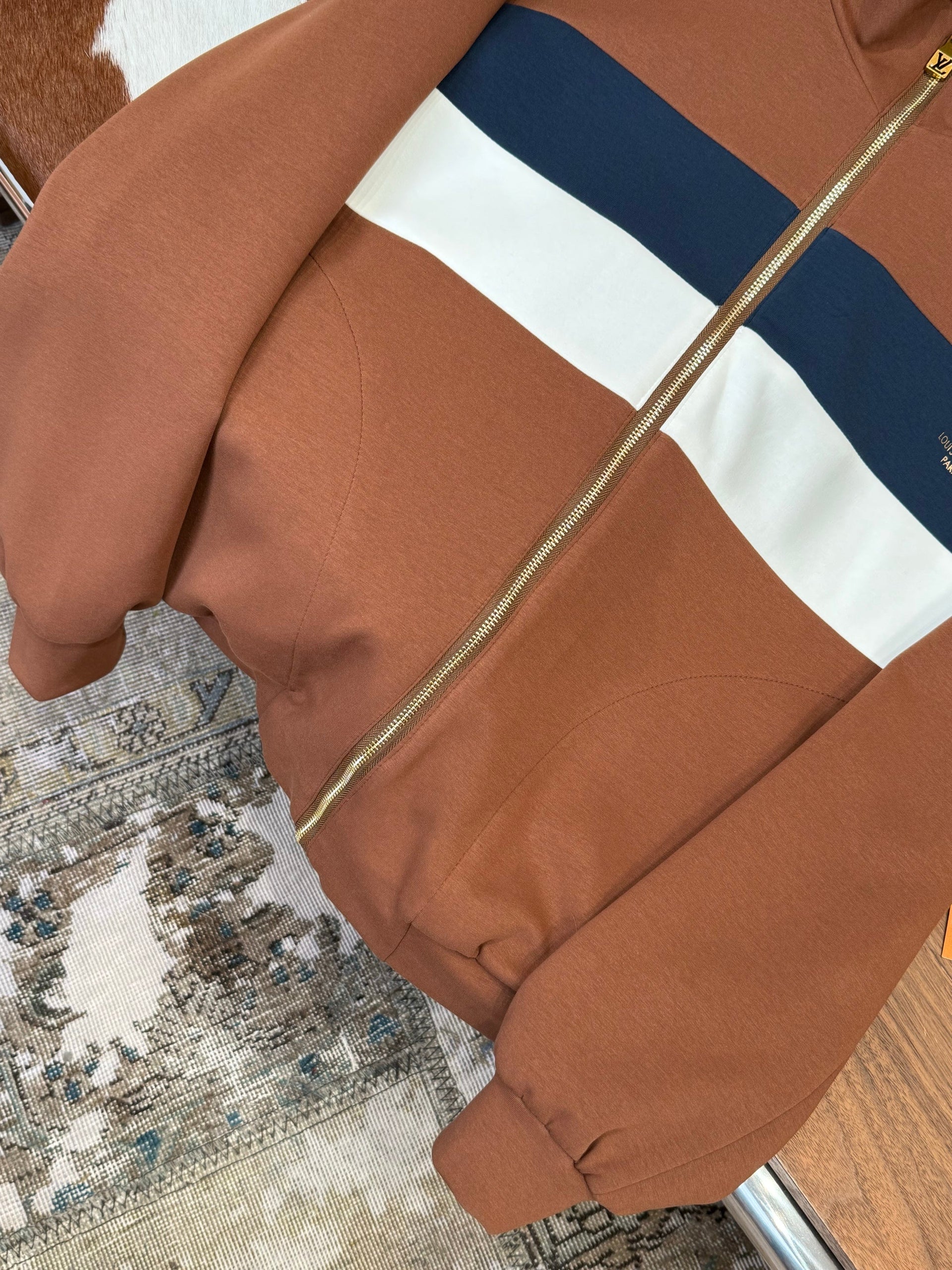LOU JACKET