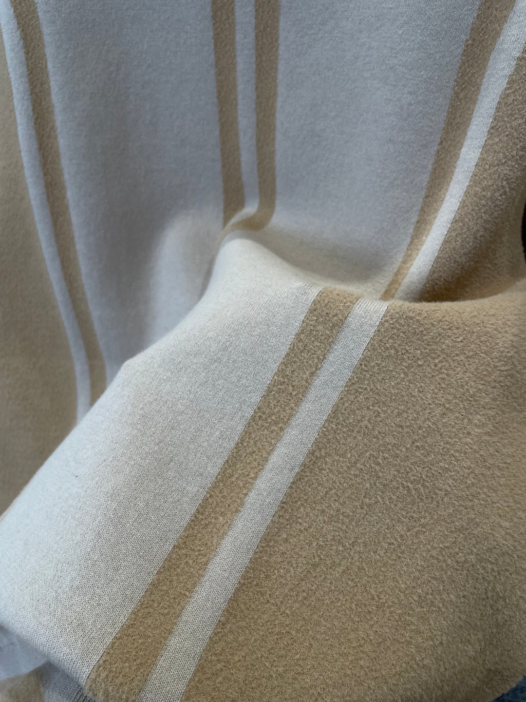 LOU ZIP CARDIGAN
