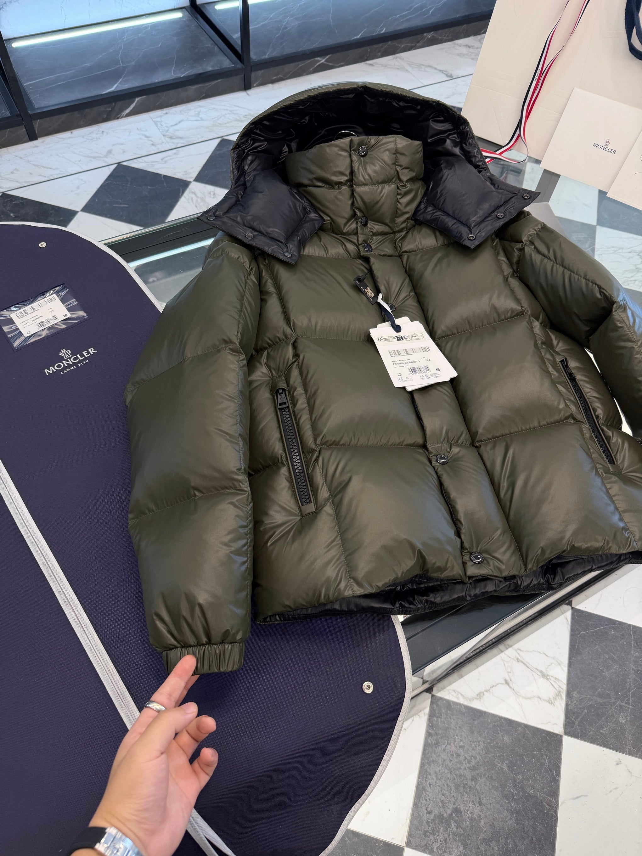 MONC PARANA JACKET