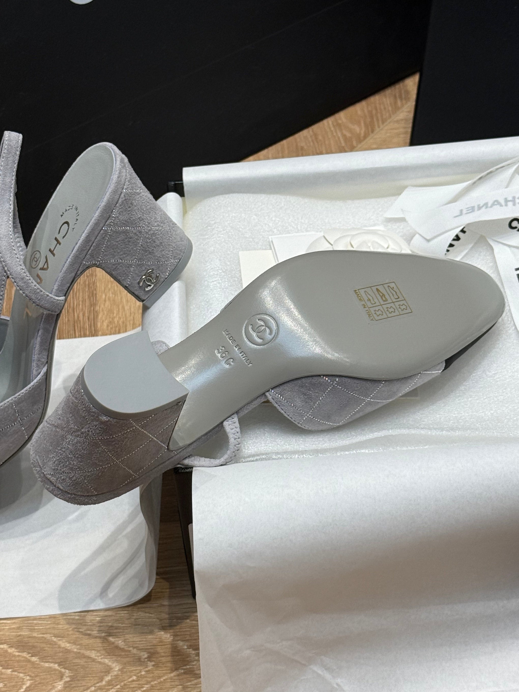 CC SLINGBACK PUMPS