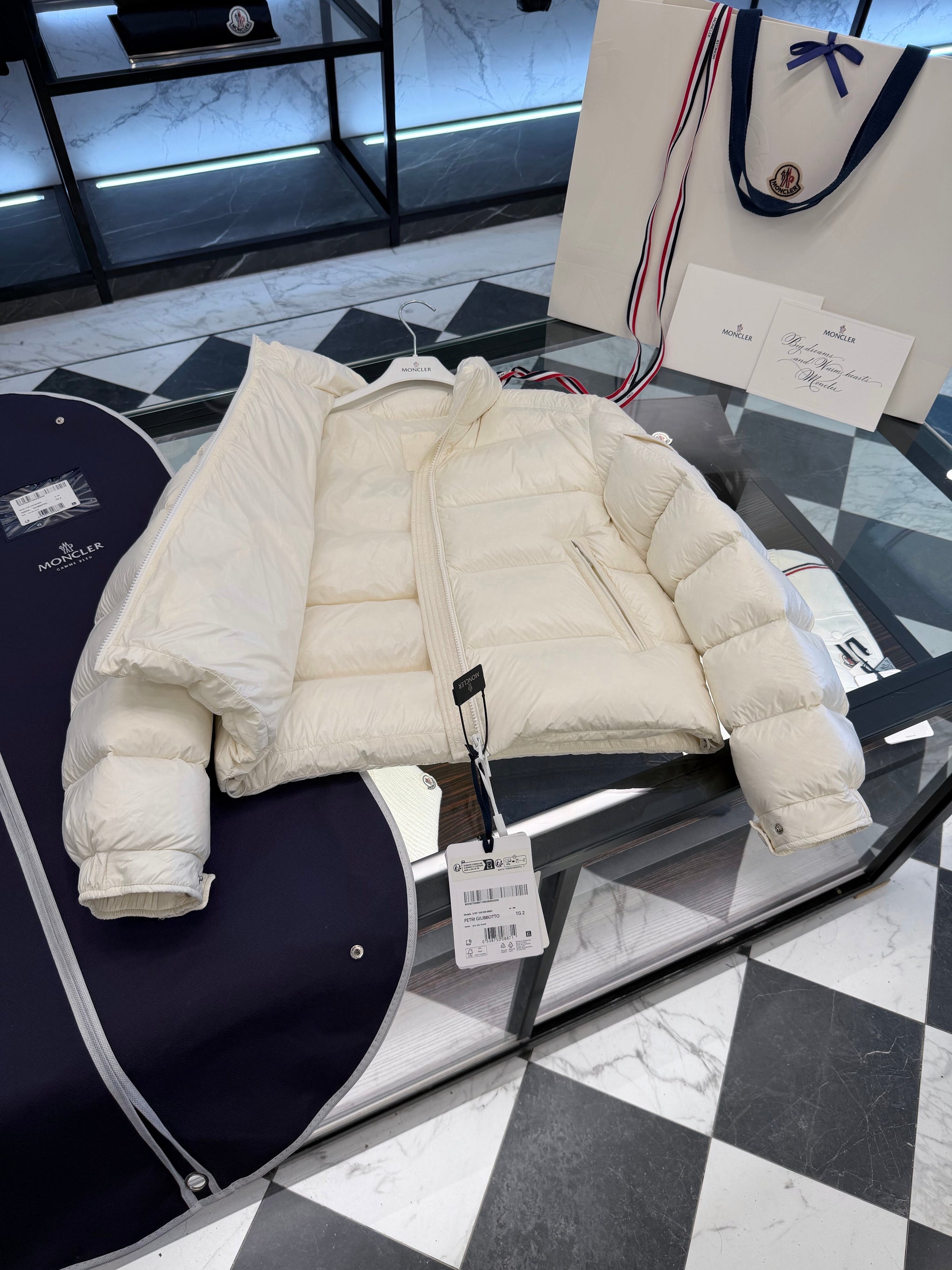 MONC PETRA JACKET