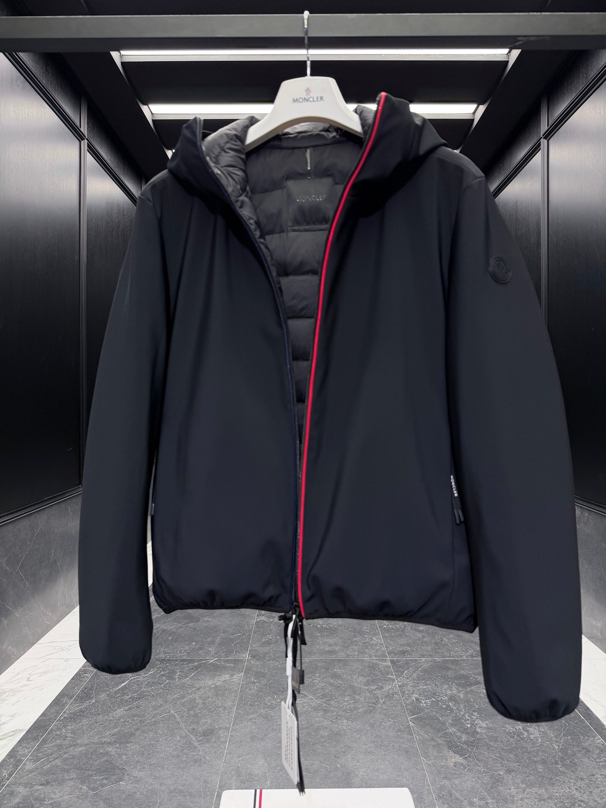 MONC BATISSE JACKET
