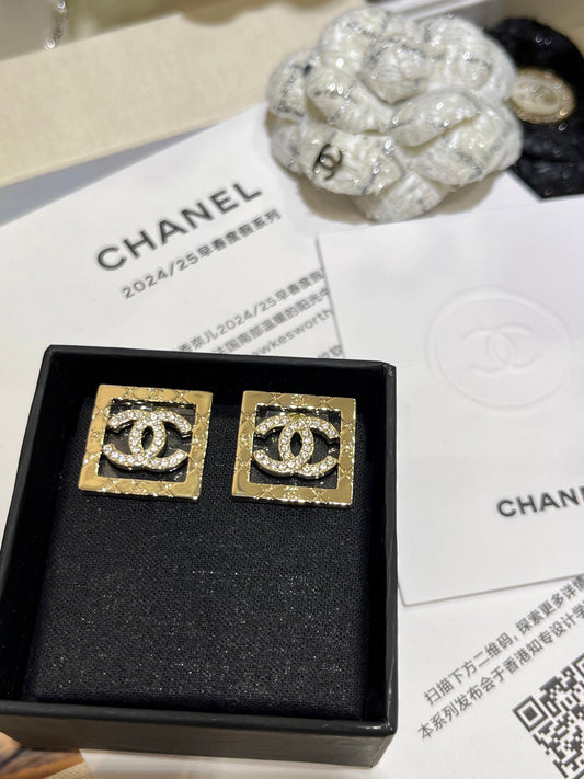 CC EARRINGS
