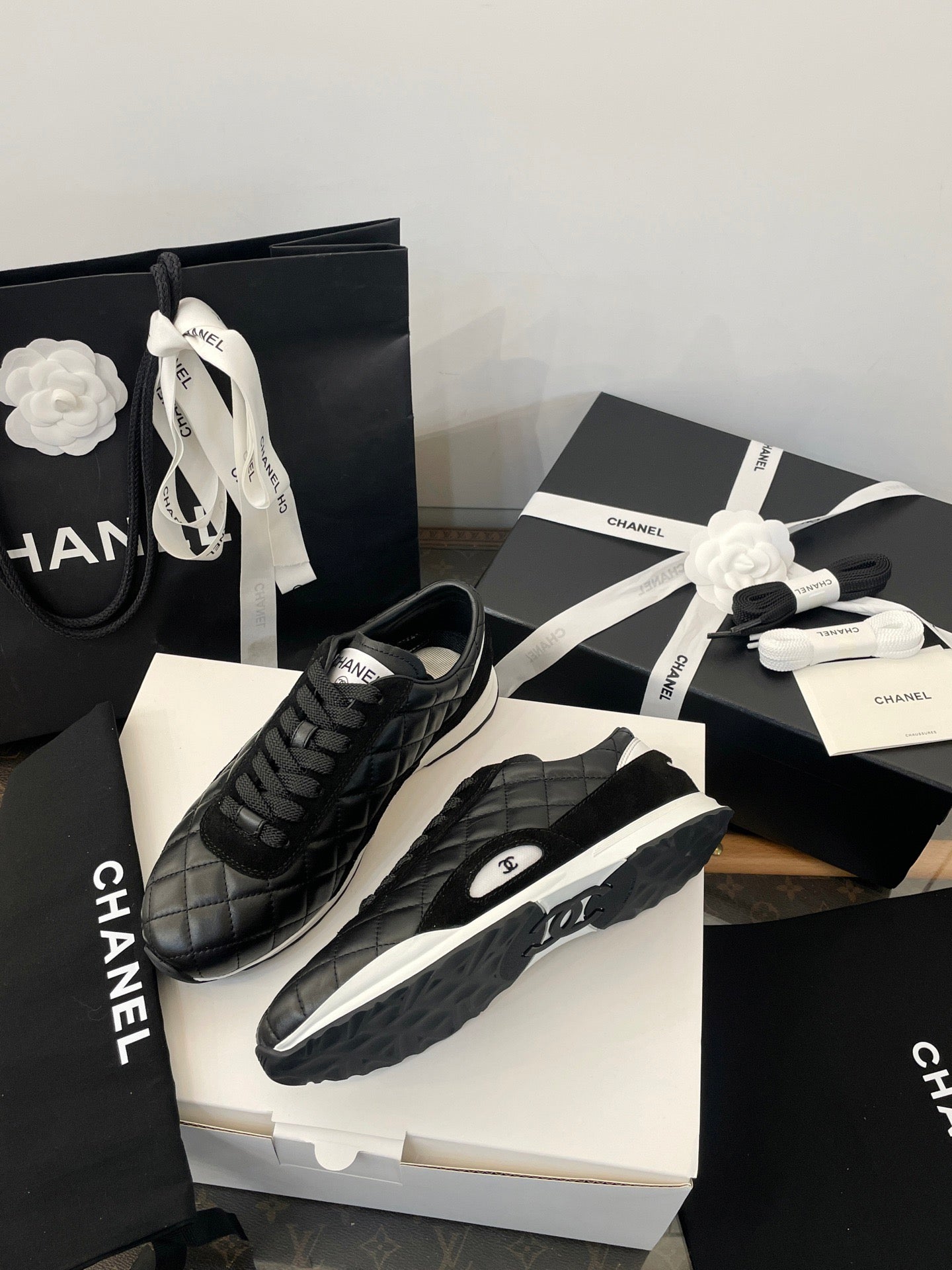 CC SNEAKER