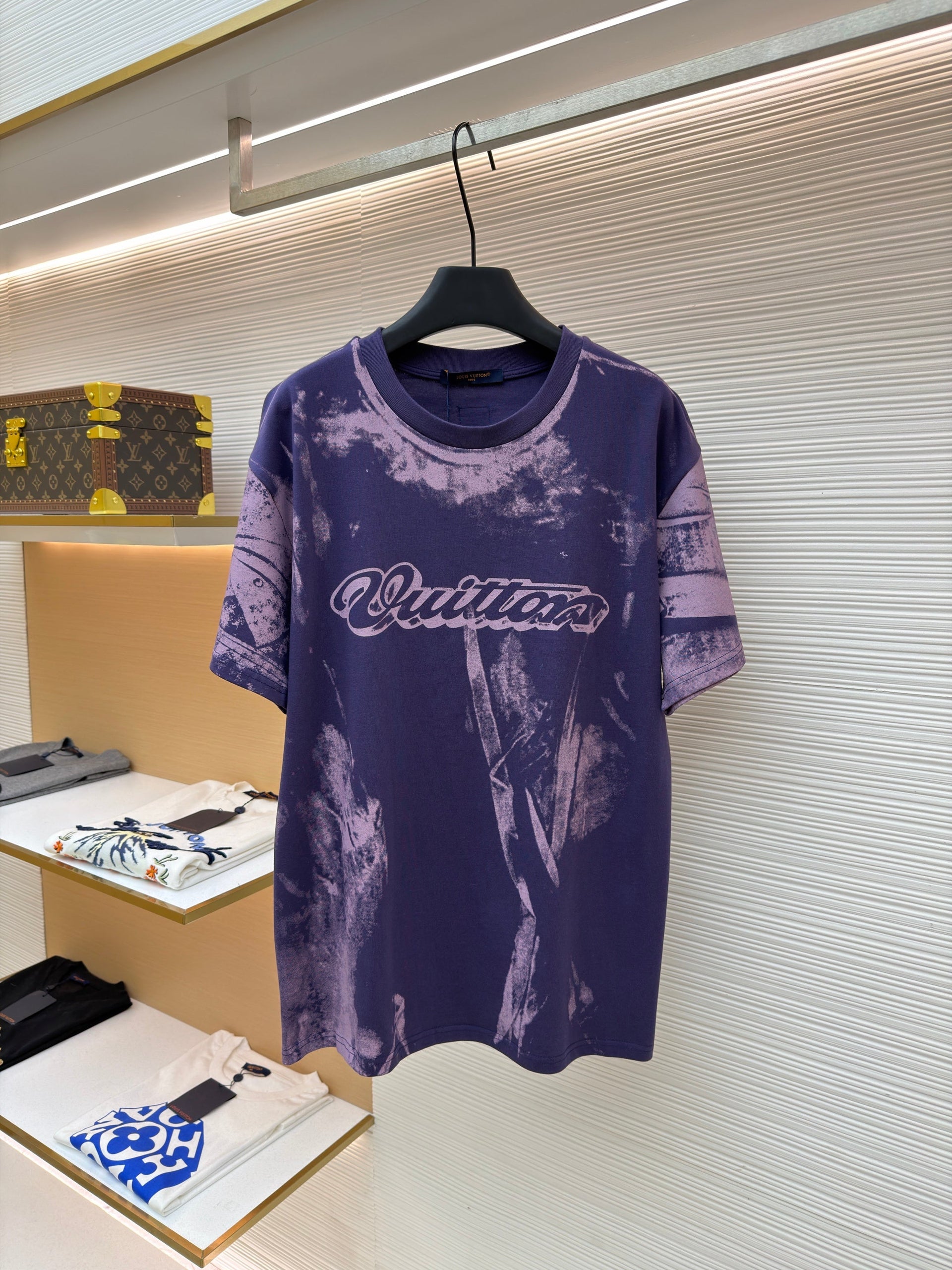 LOU T-SHIRT