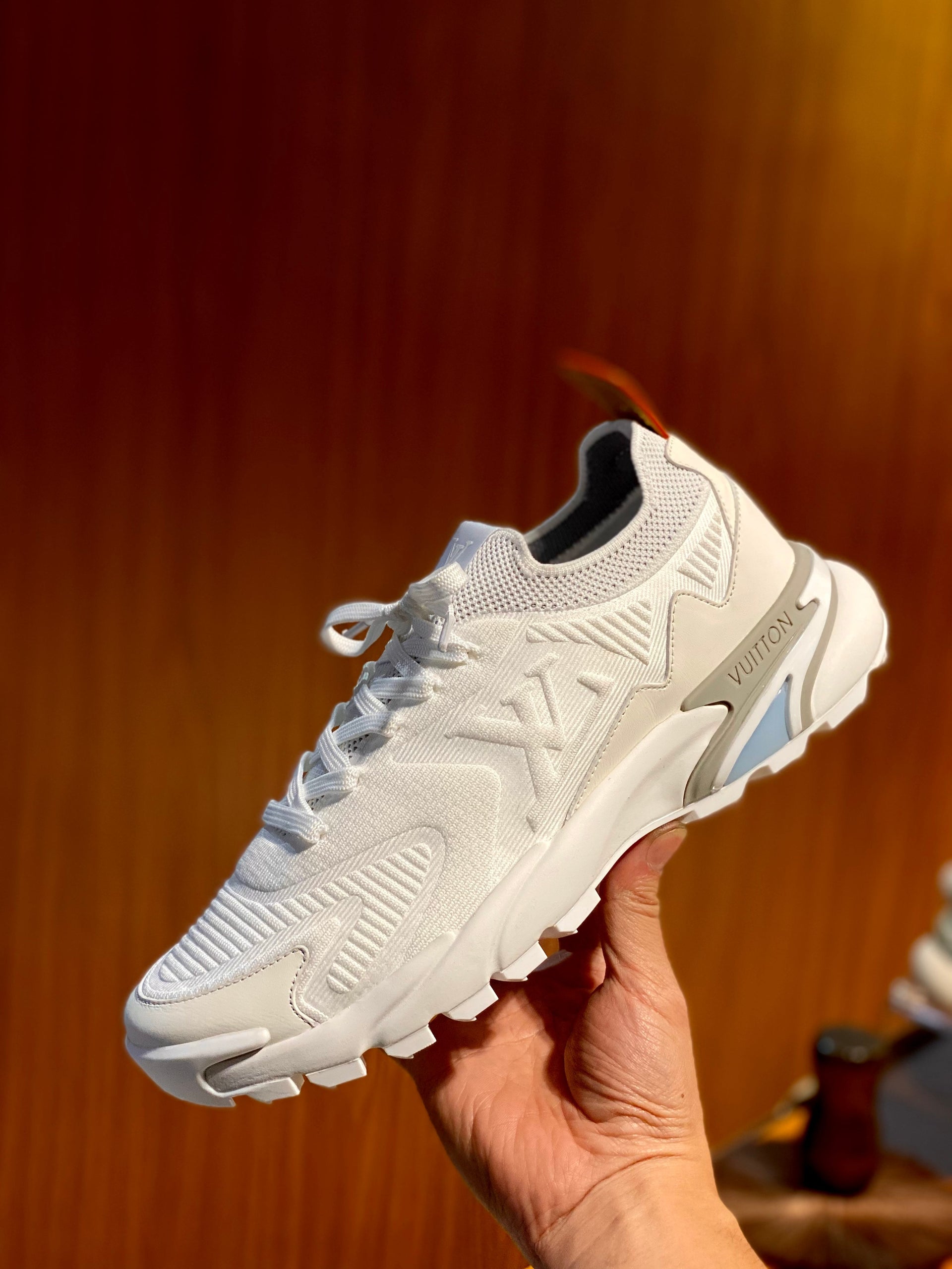 LOU RUNNER TATIC TRAINERS