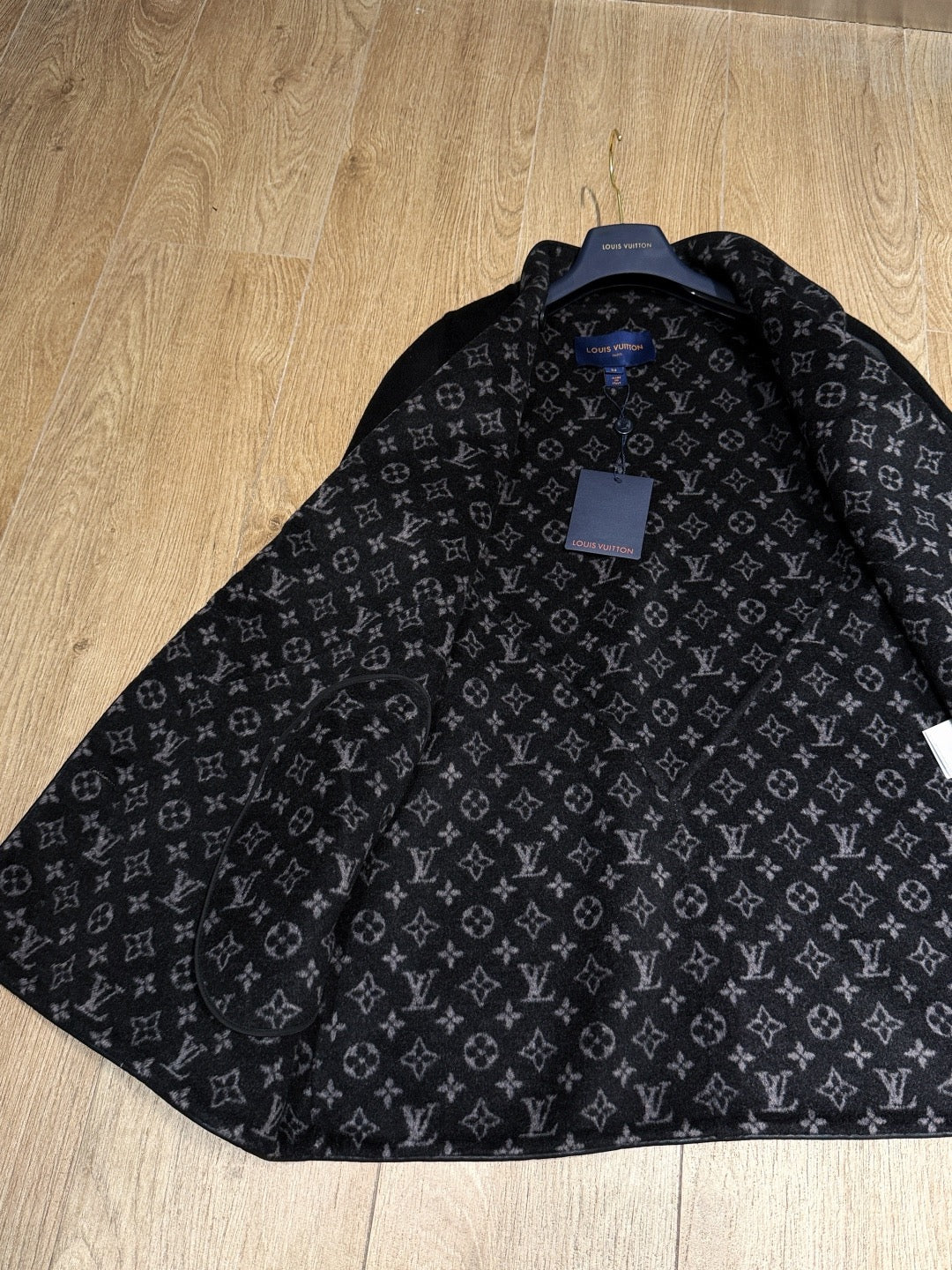 LOU COAT