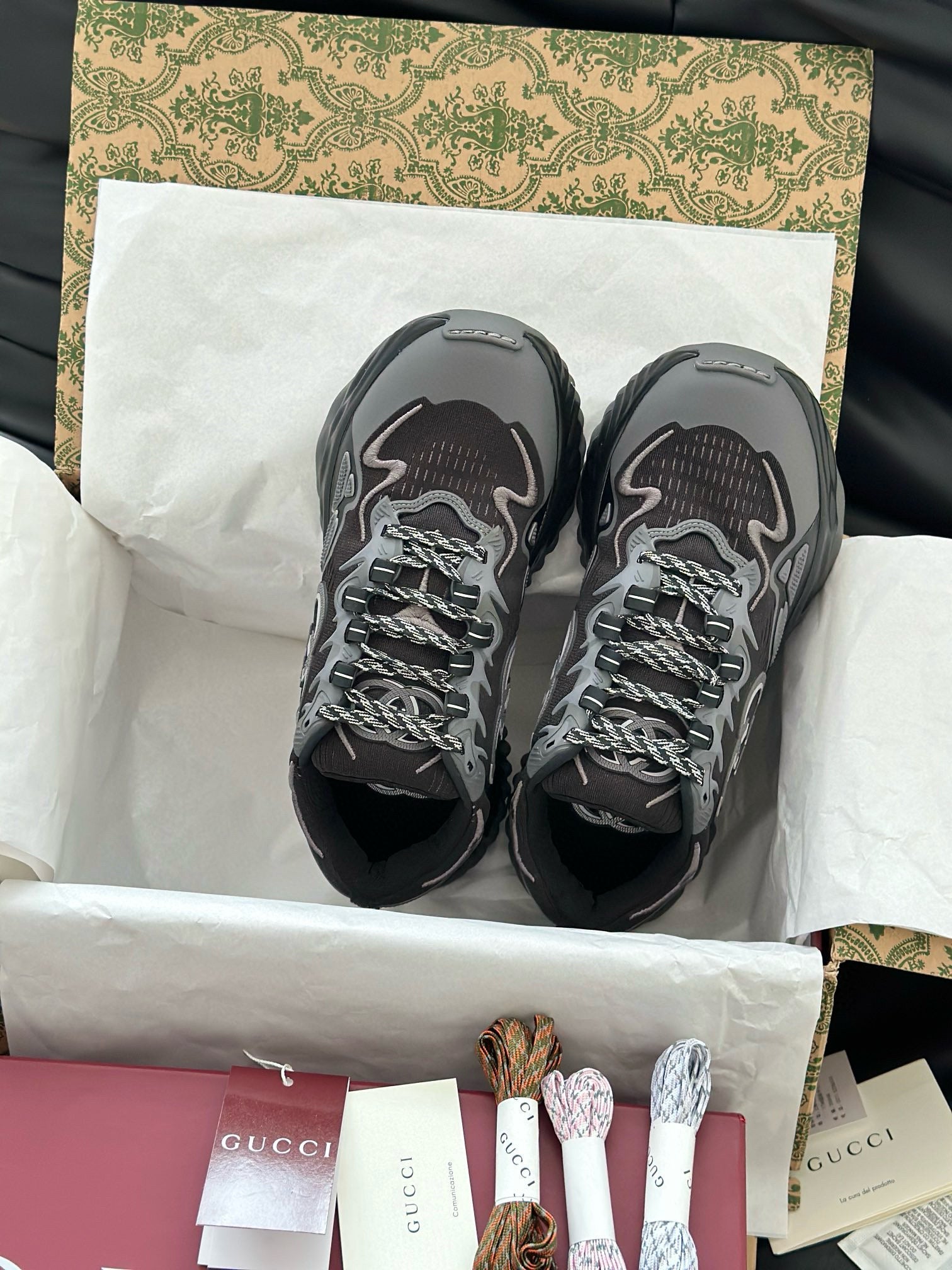 GG RIPPLE TRAINERS