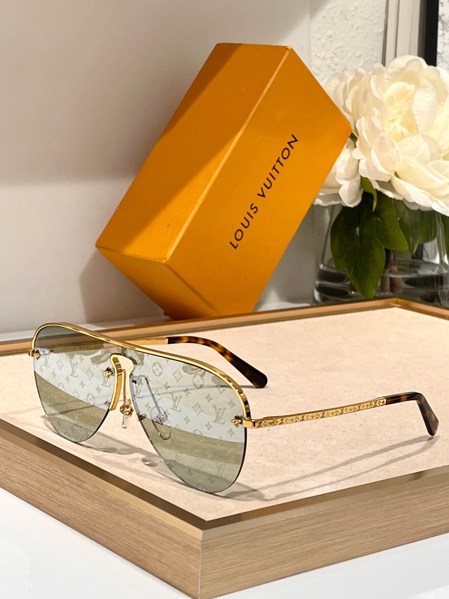 LOU SUNGLASSES