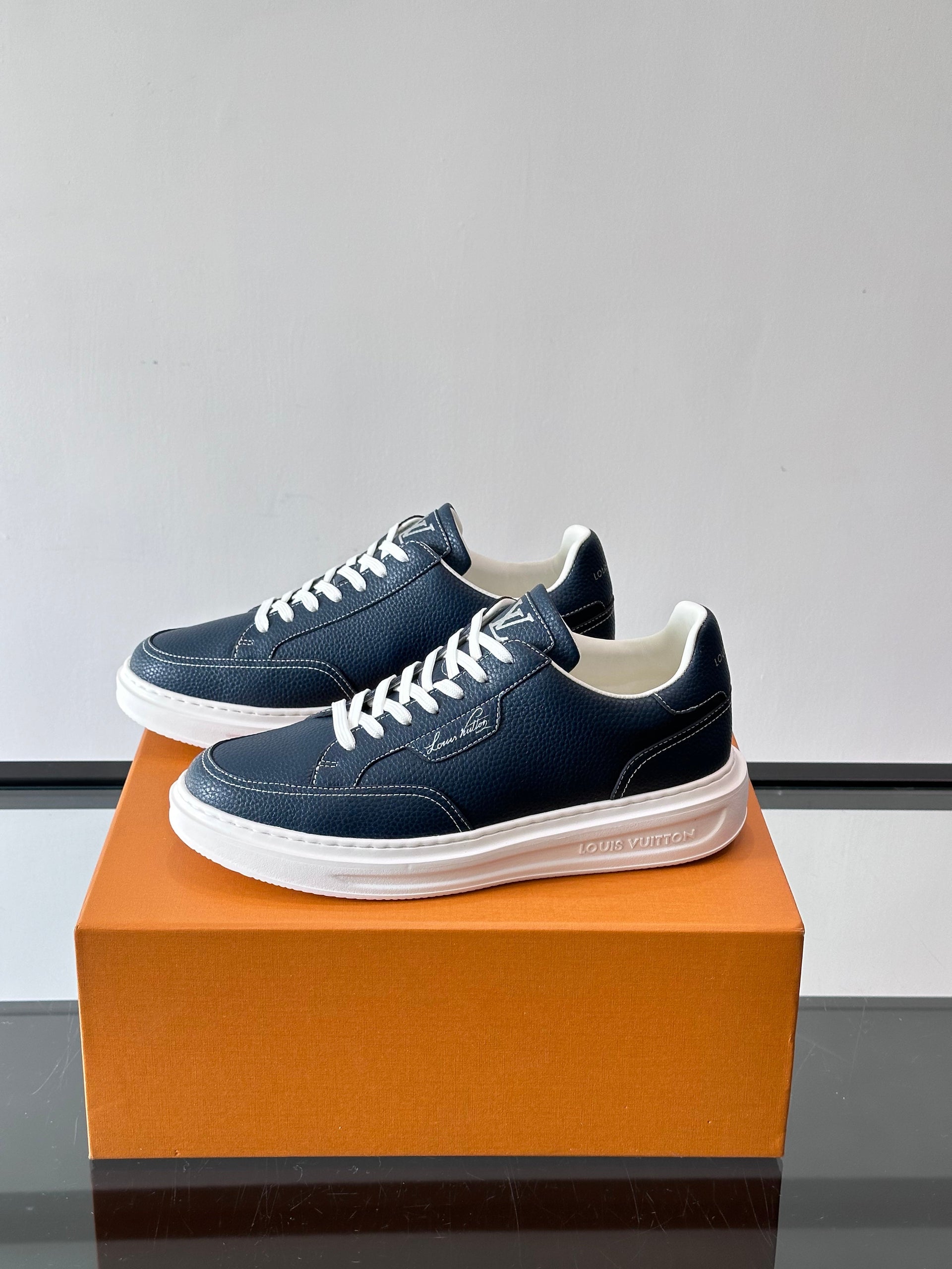 LOU BEVERLY HILLS SNEAKERS