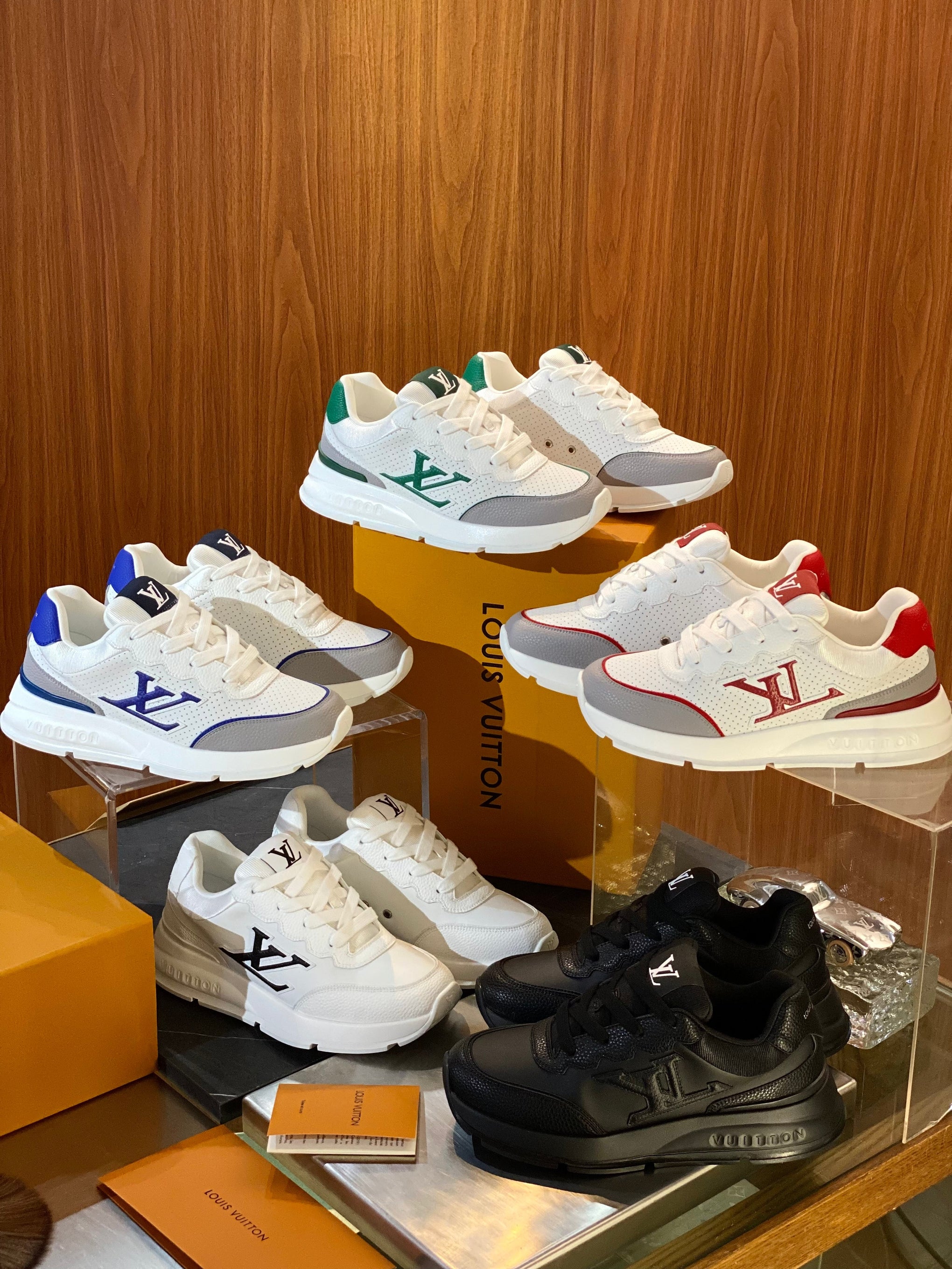 LOU CLASSIC SNEAKER