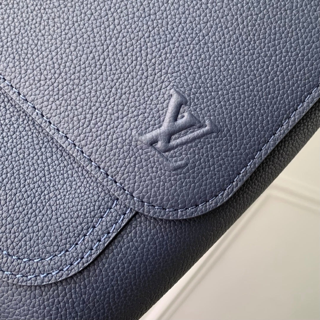 LOU SPEED MESSENGER BAG