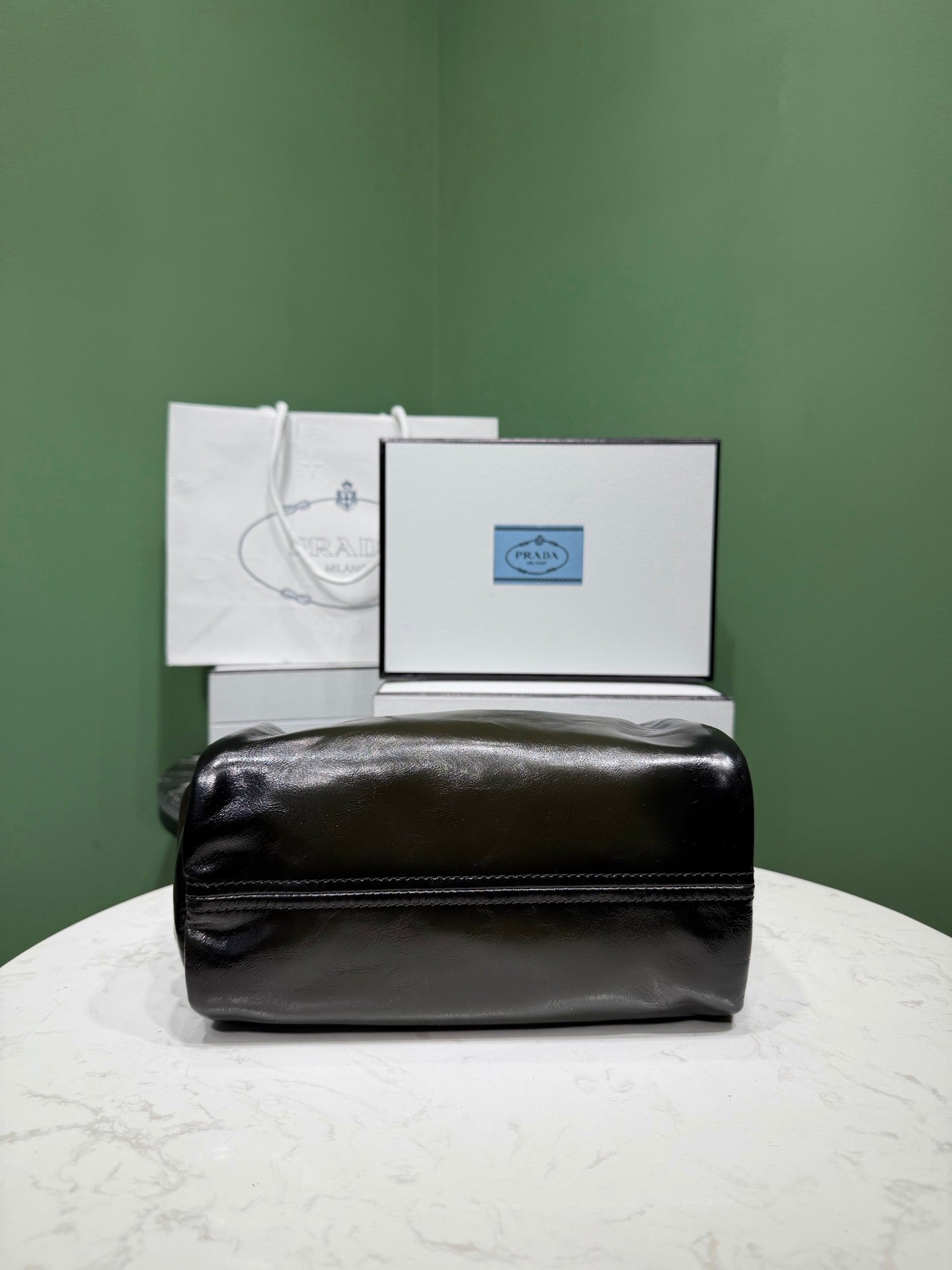 PD ANTIQUED SHOULDER BAG