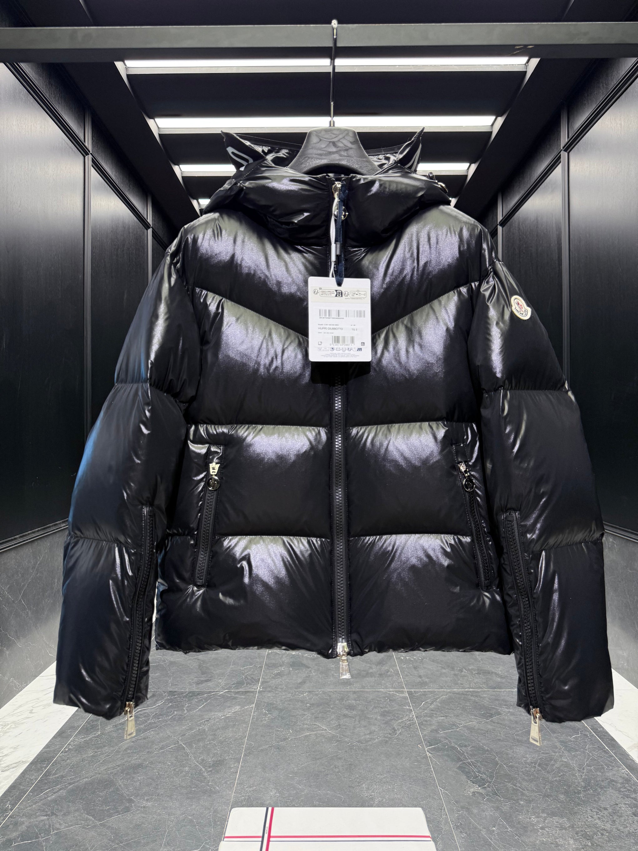 MONC HUPPE JACKET
