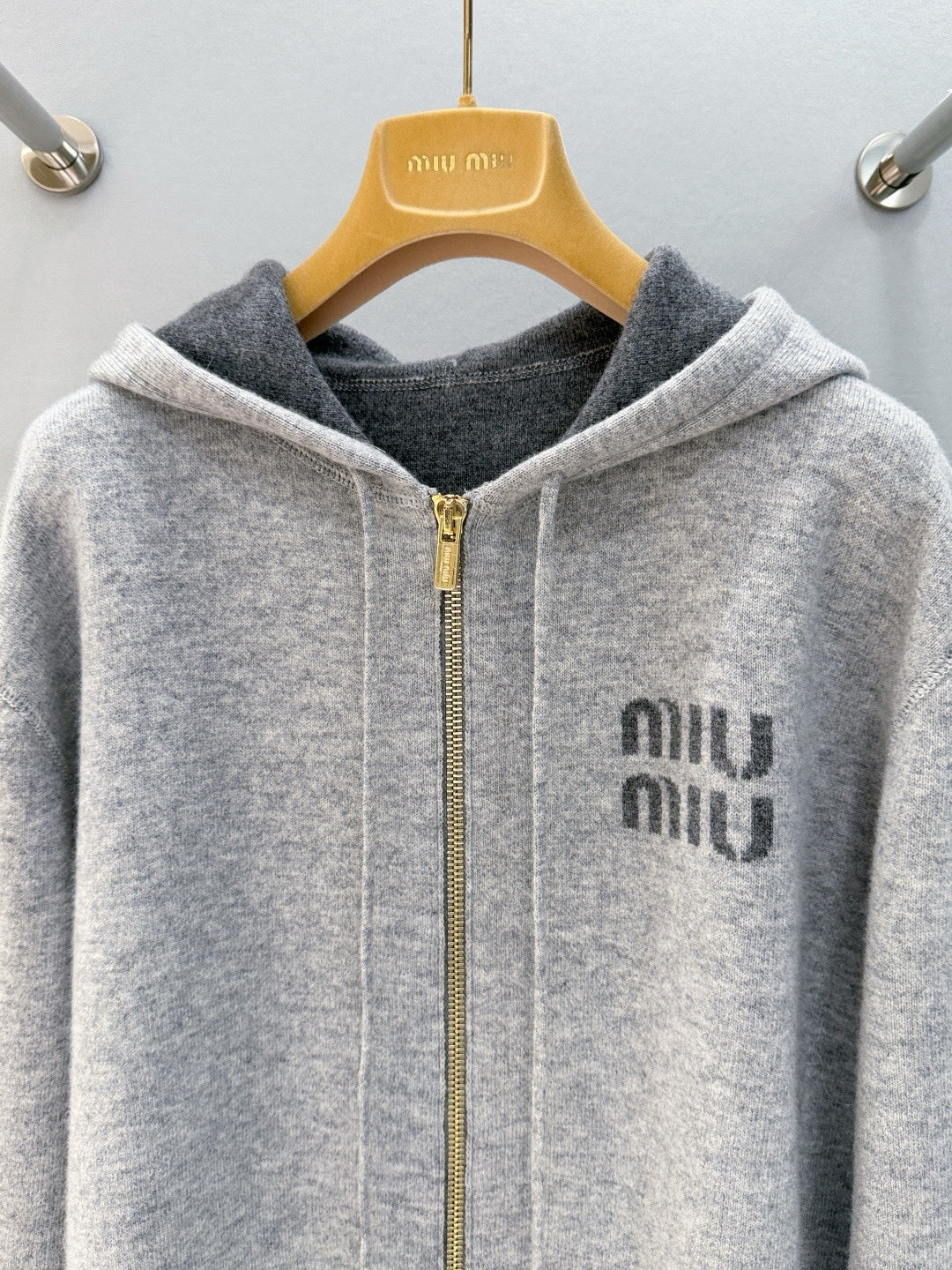 MIU M CASHMERE ZIP HOODIE