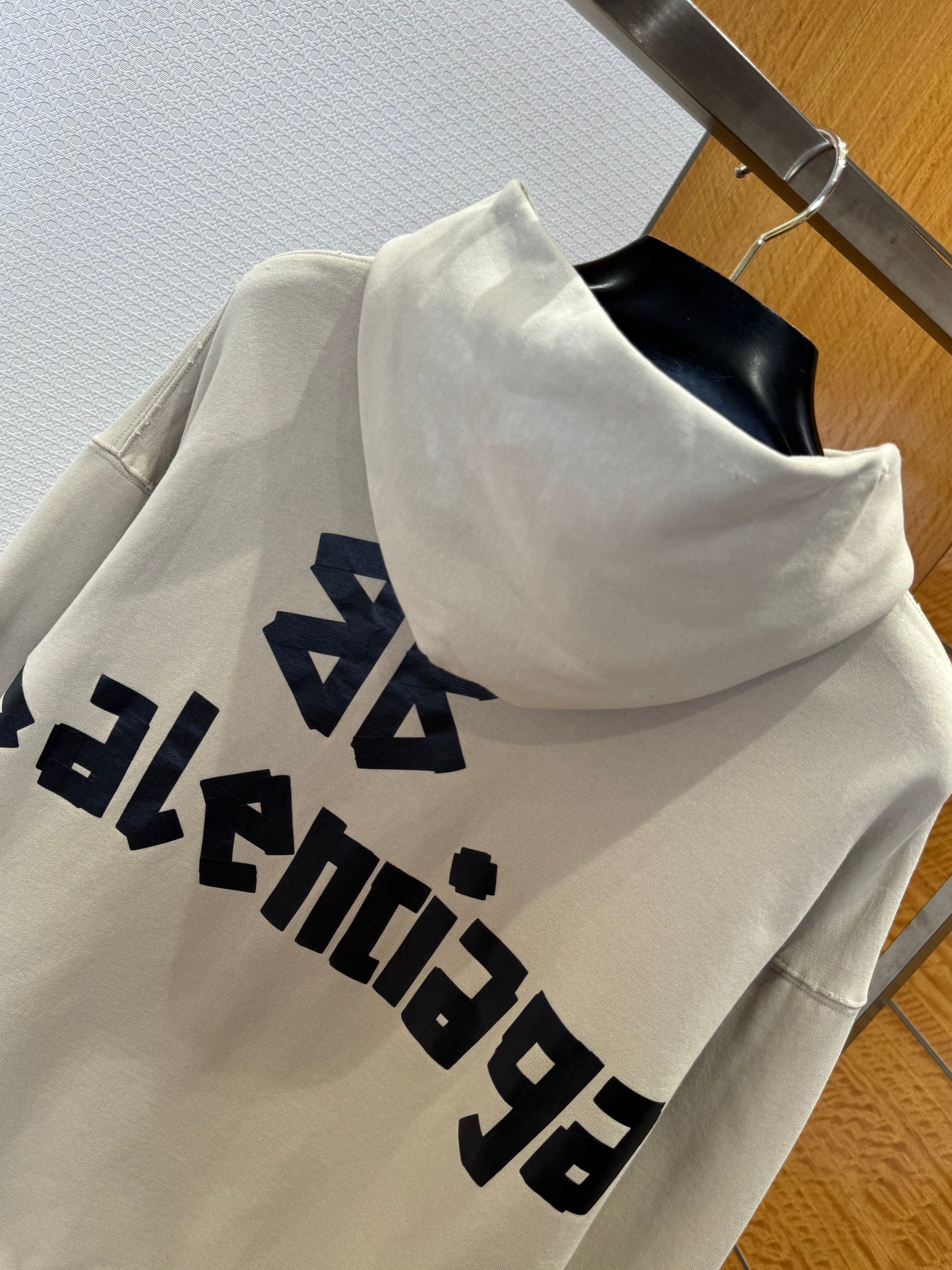 BAL HOODIE