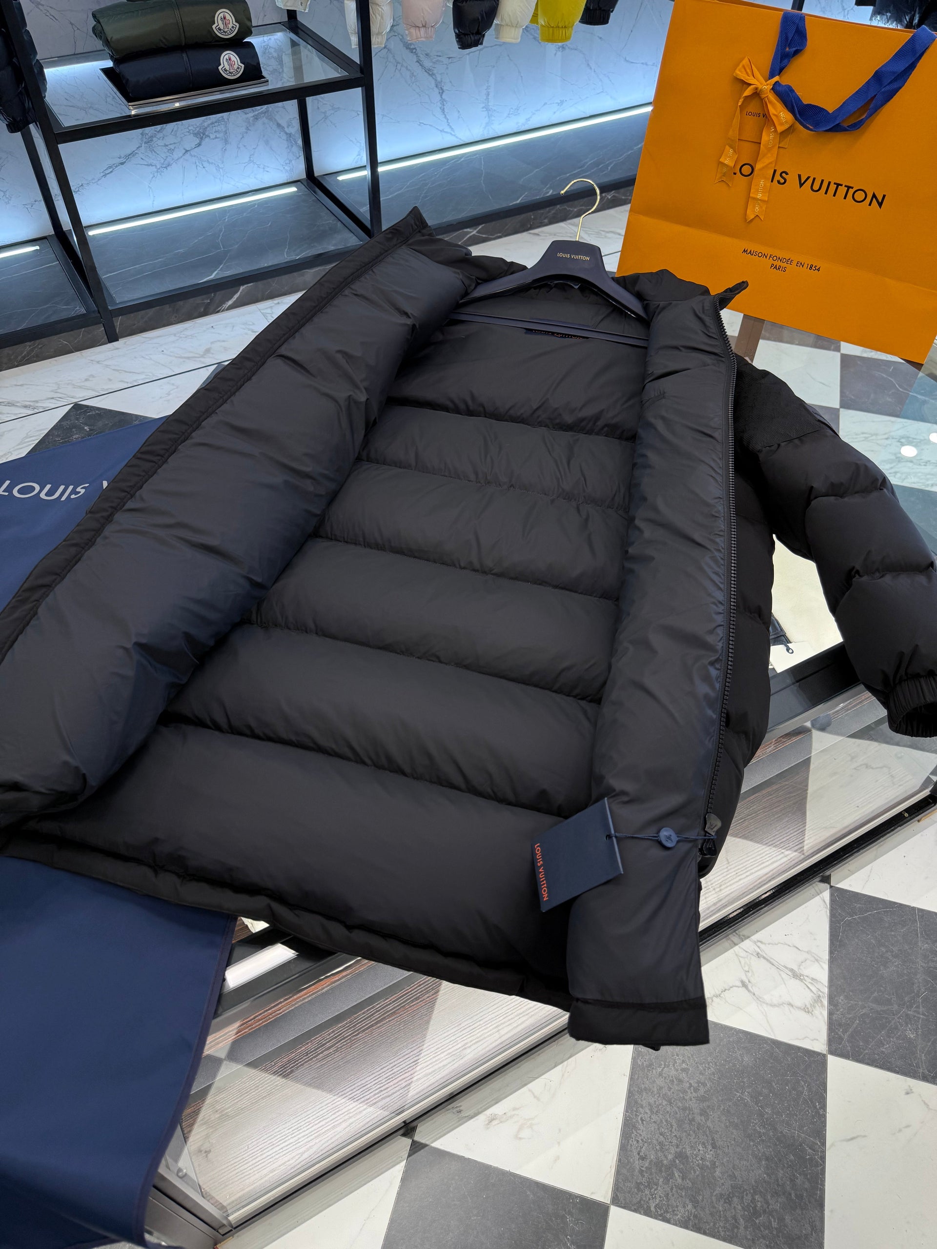 LOU COAT