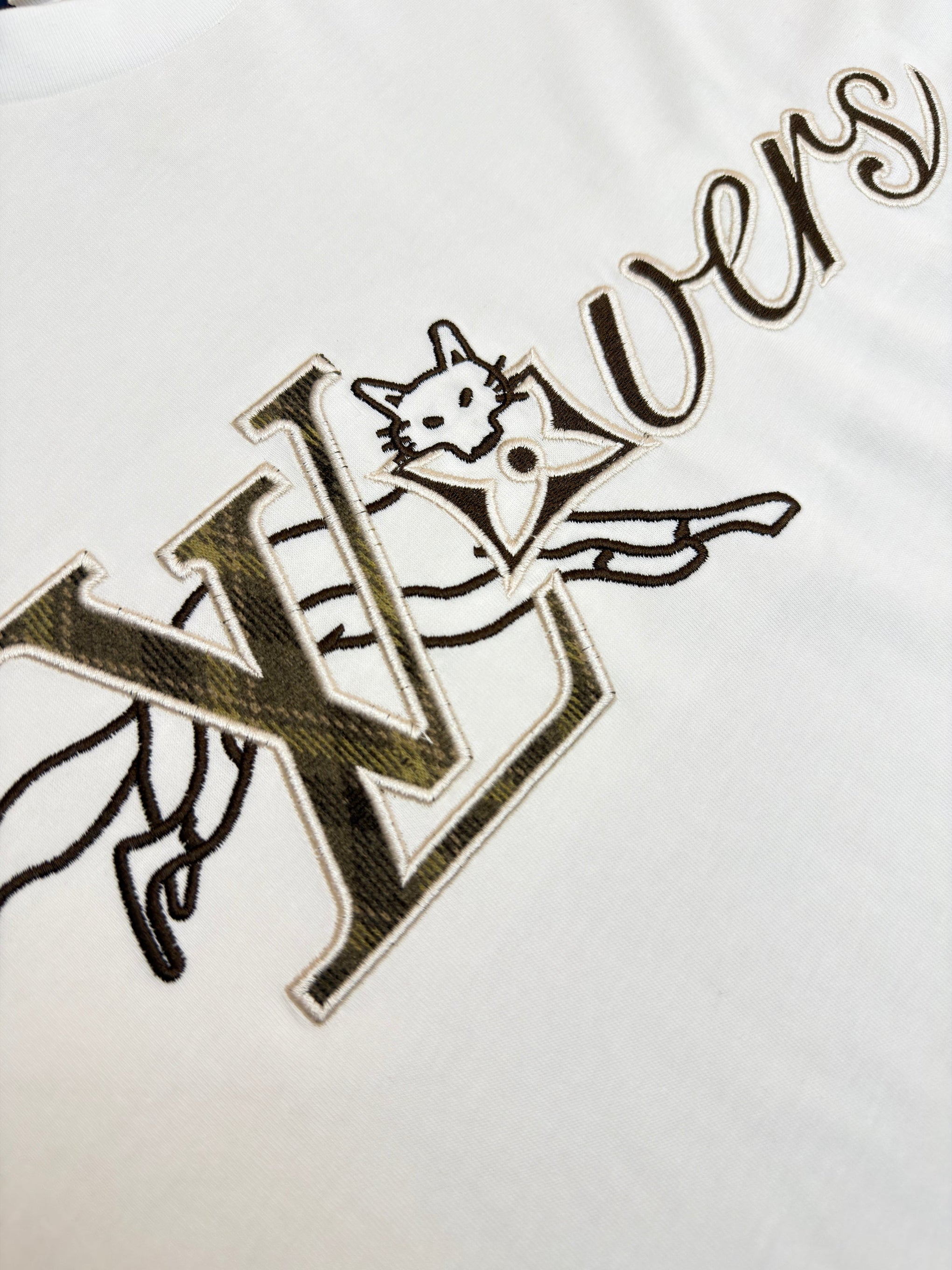 LOU T-SHIRT