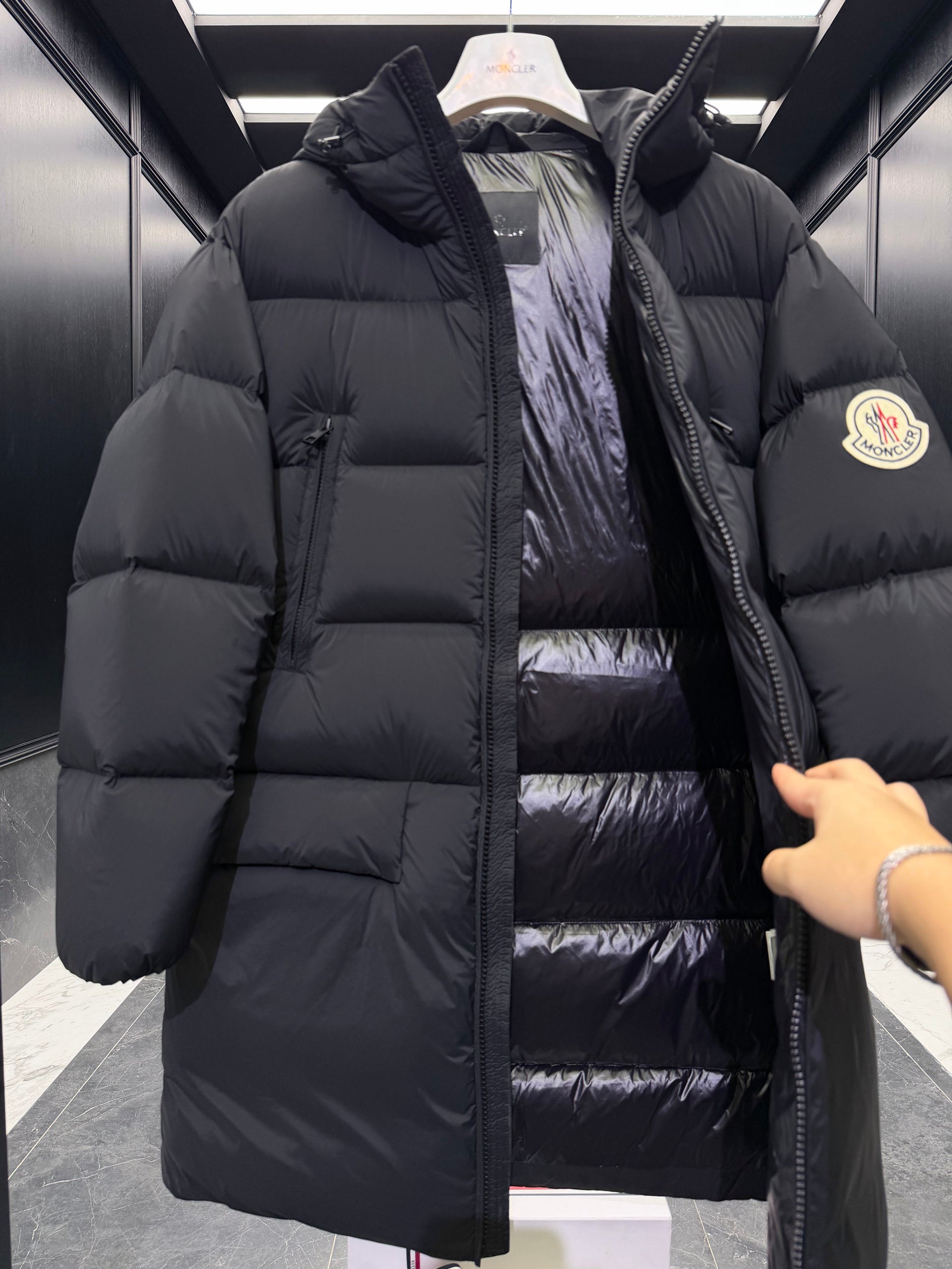 MONC BOSONA COAT