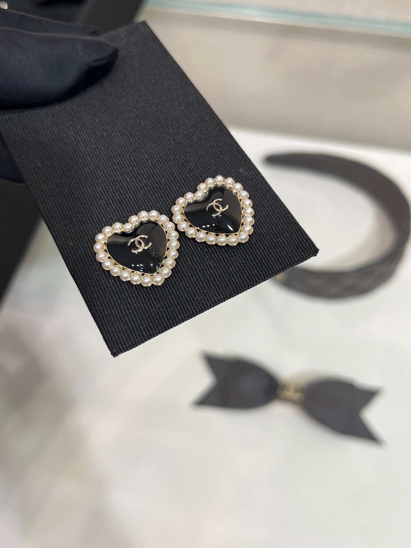 CC EARRINGS