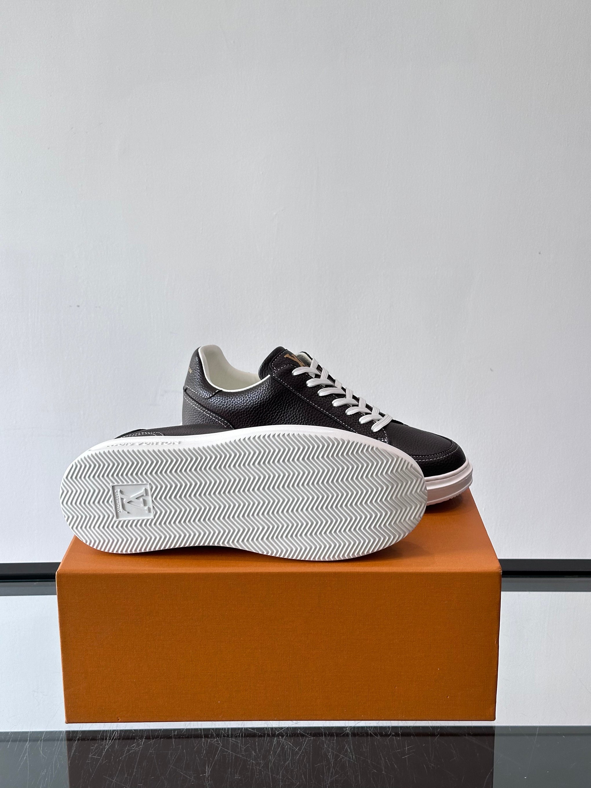LOU BEVERLY HILLS SNEAKERS