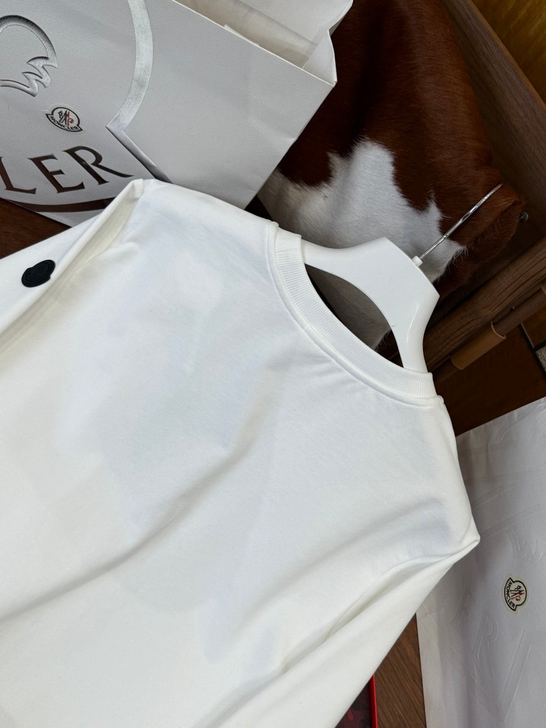 MONC SWEATSHIRT