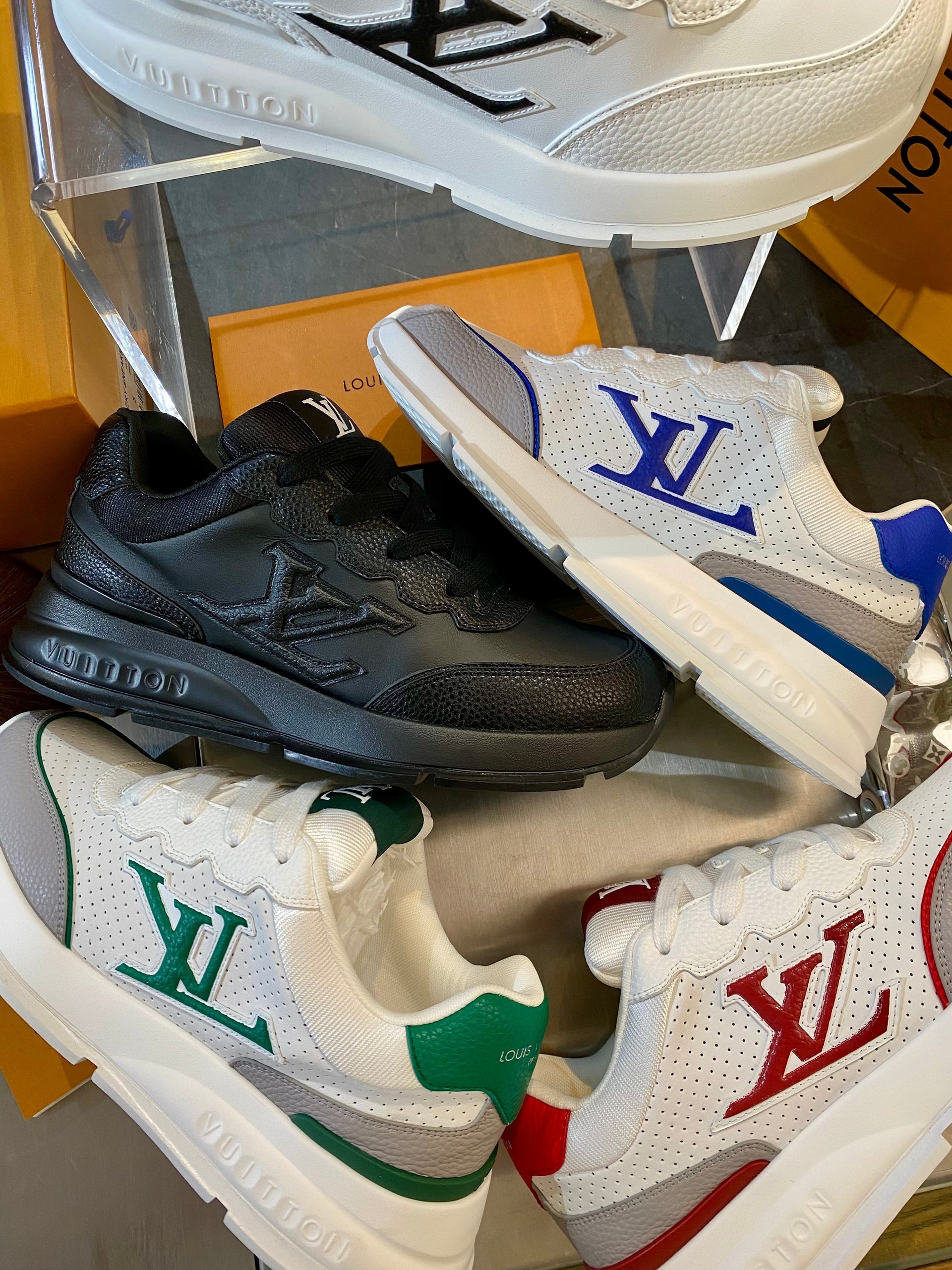 LOU CLASSIC SNEAKER