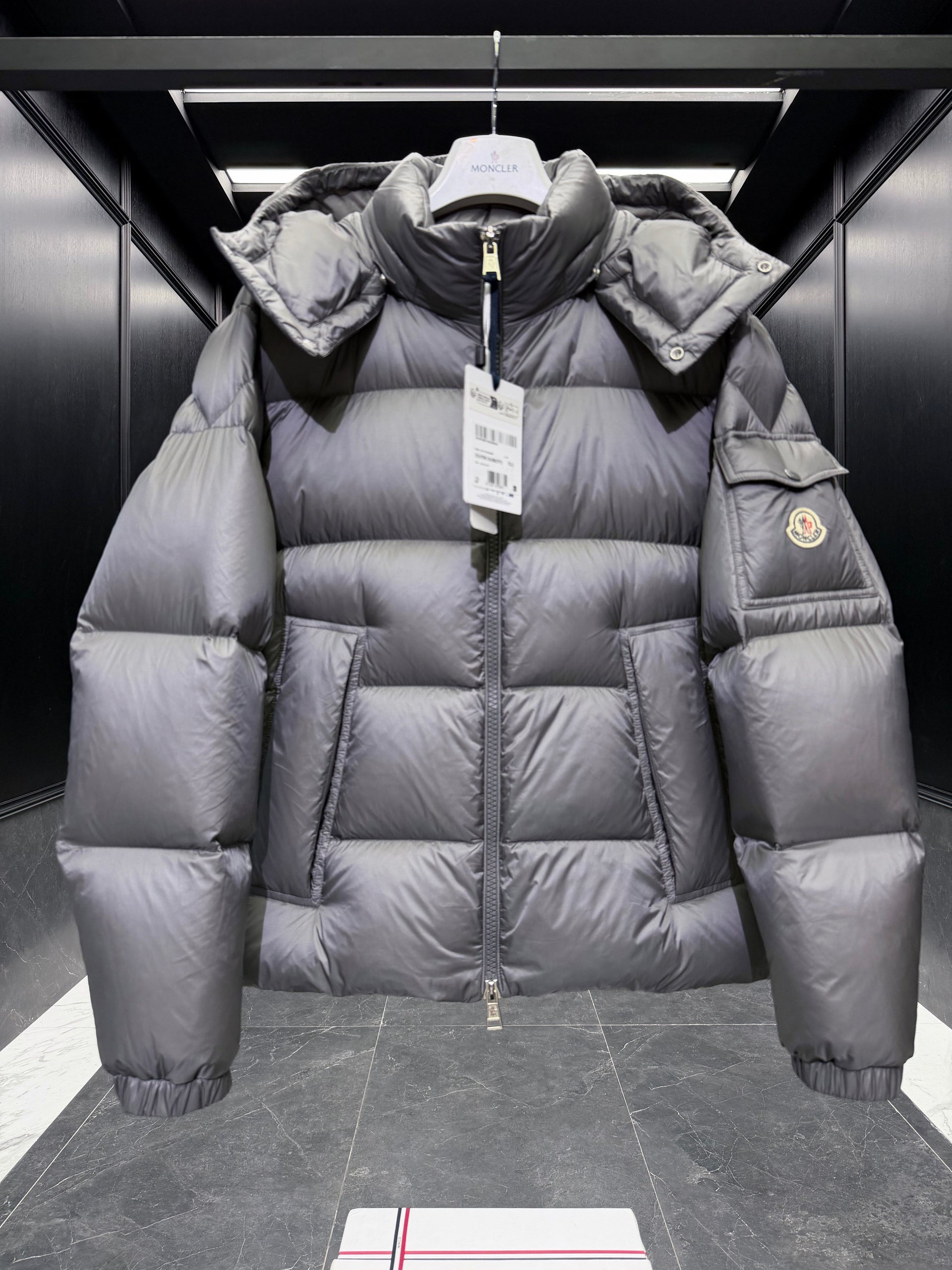 MONC COUYERE JACKET