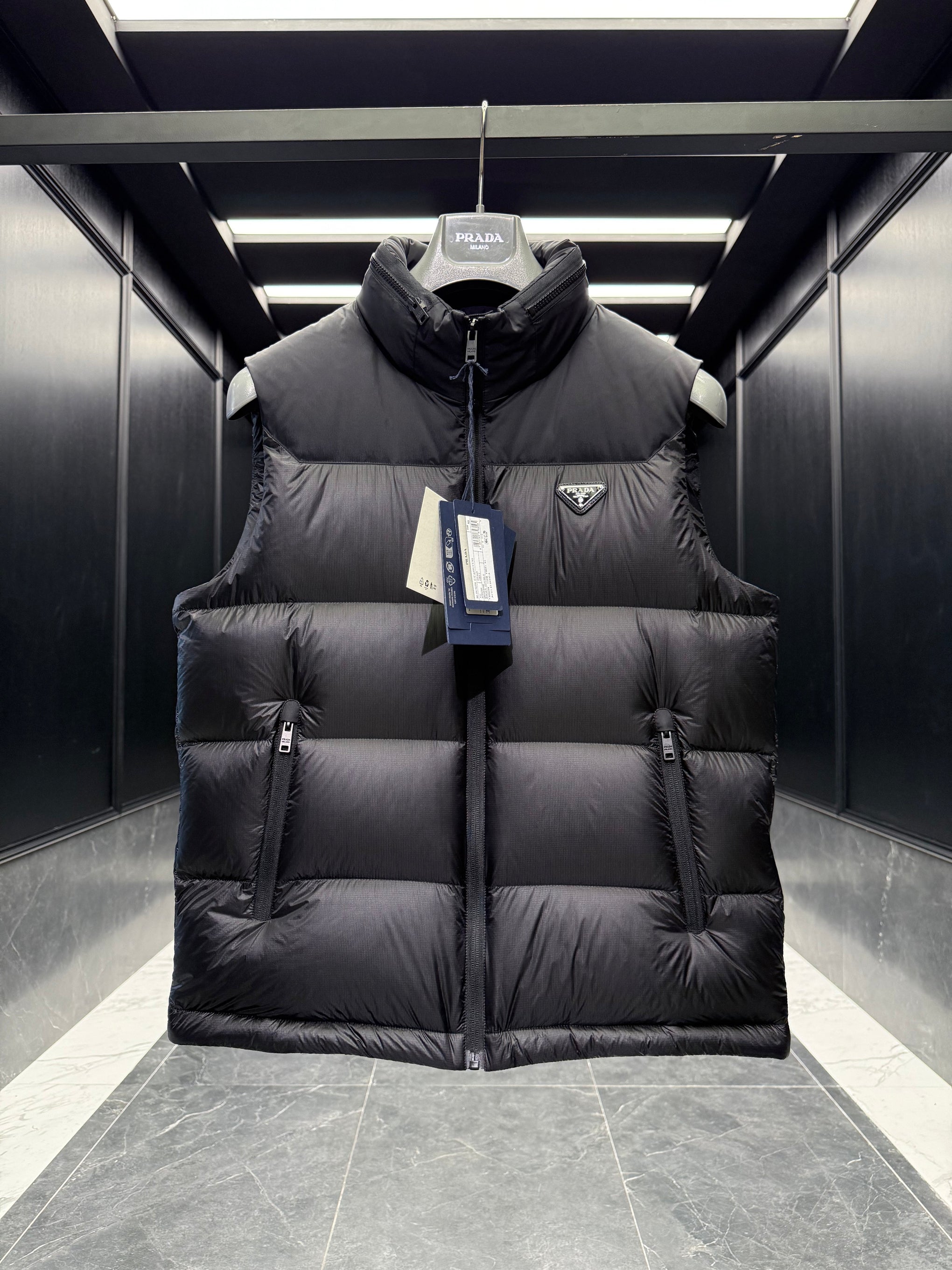 PD VEST